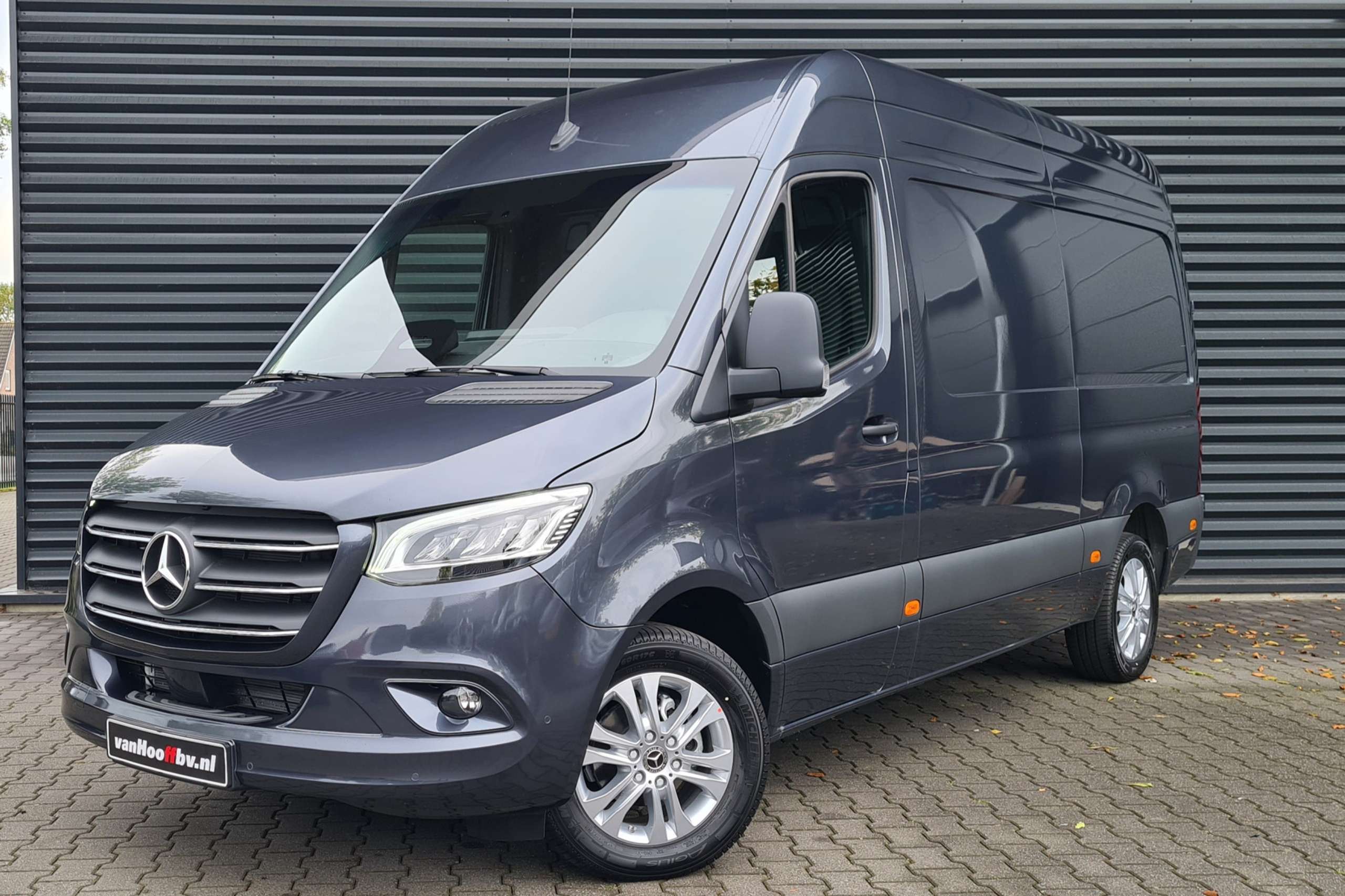 Mercedes-Benz Sprinter 2024