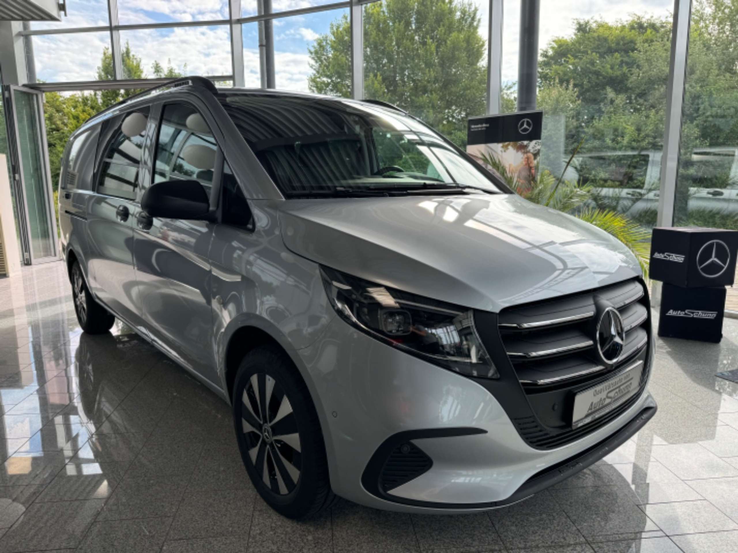 Mercedes-Benz - Vito