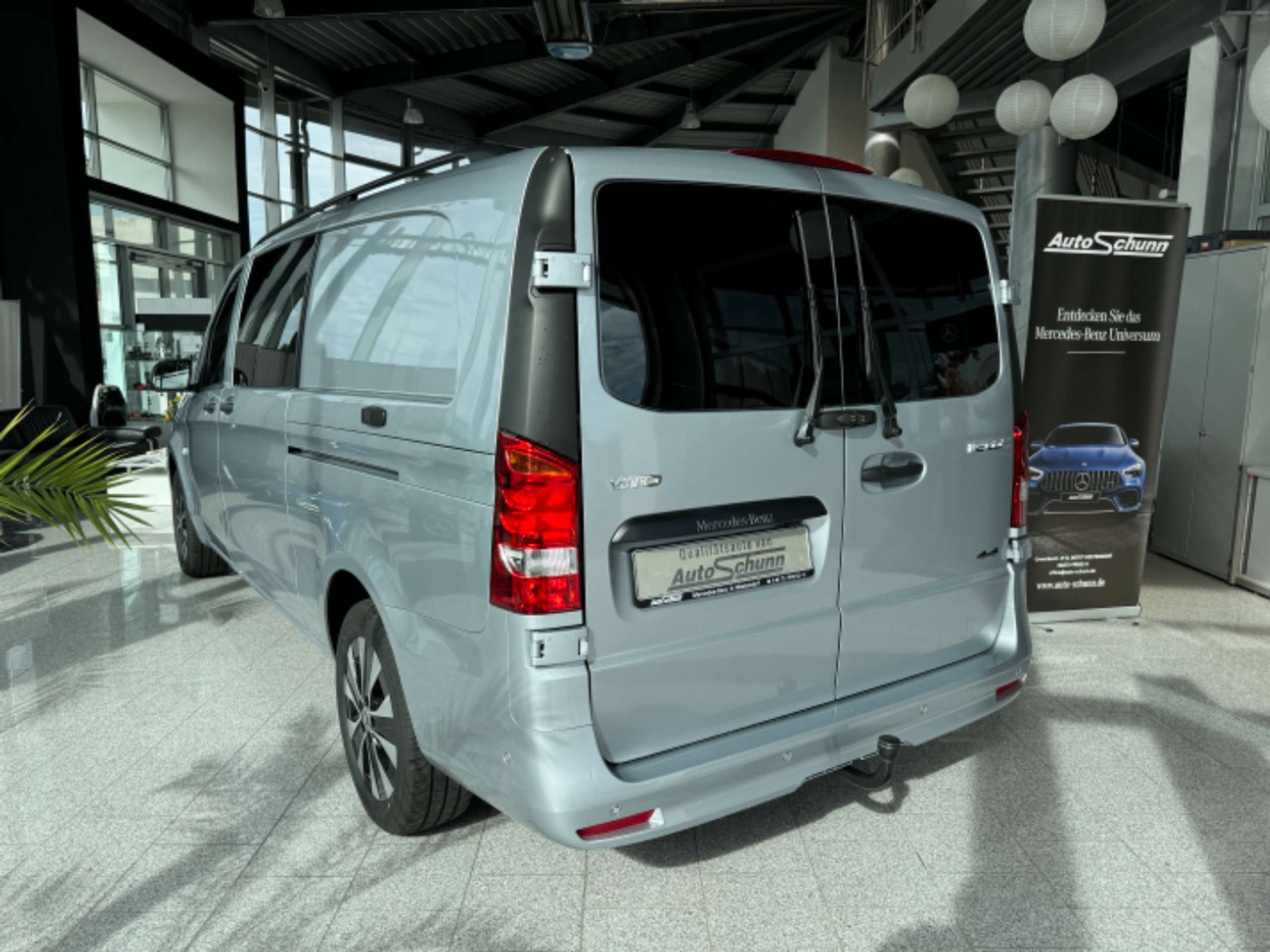 Mercedes-Benz - Vito