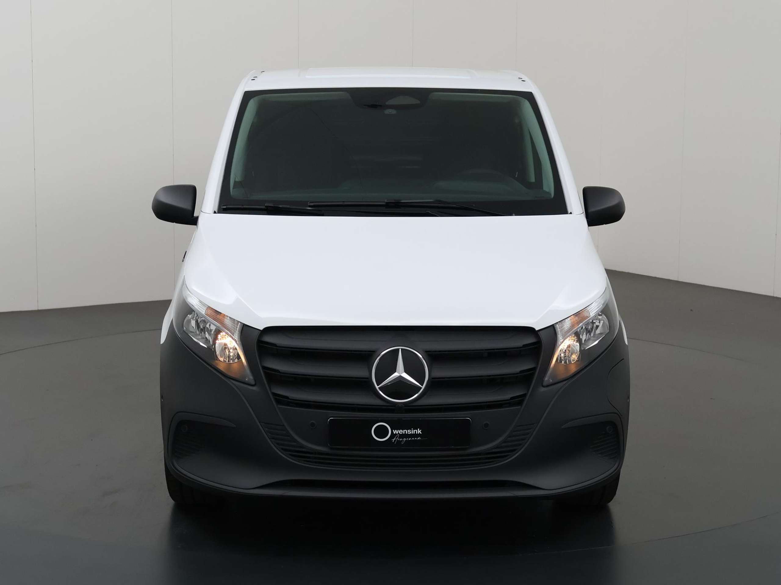 Mercedes-Benz - Vito