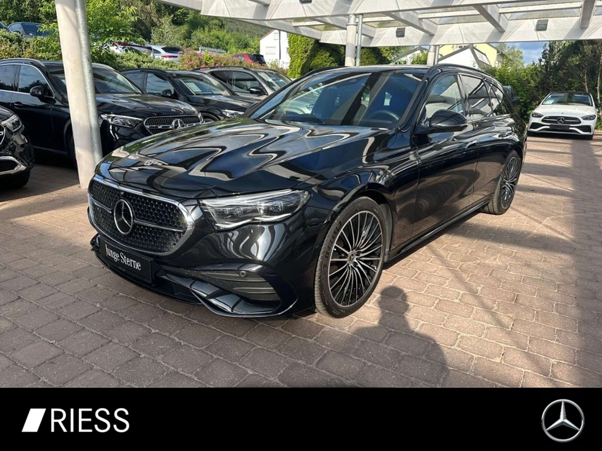 Mercedes-Benz E 300 2023