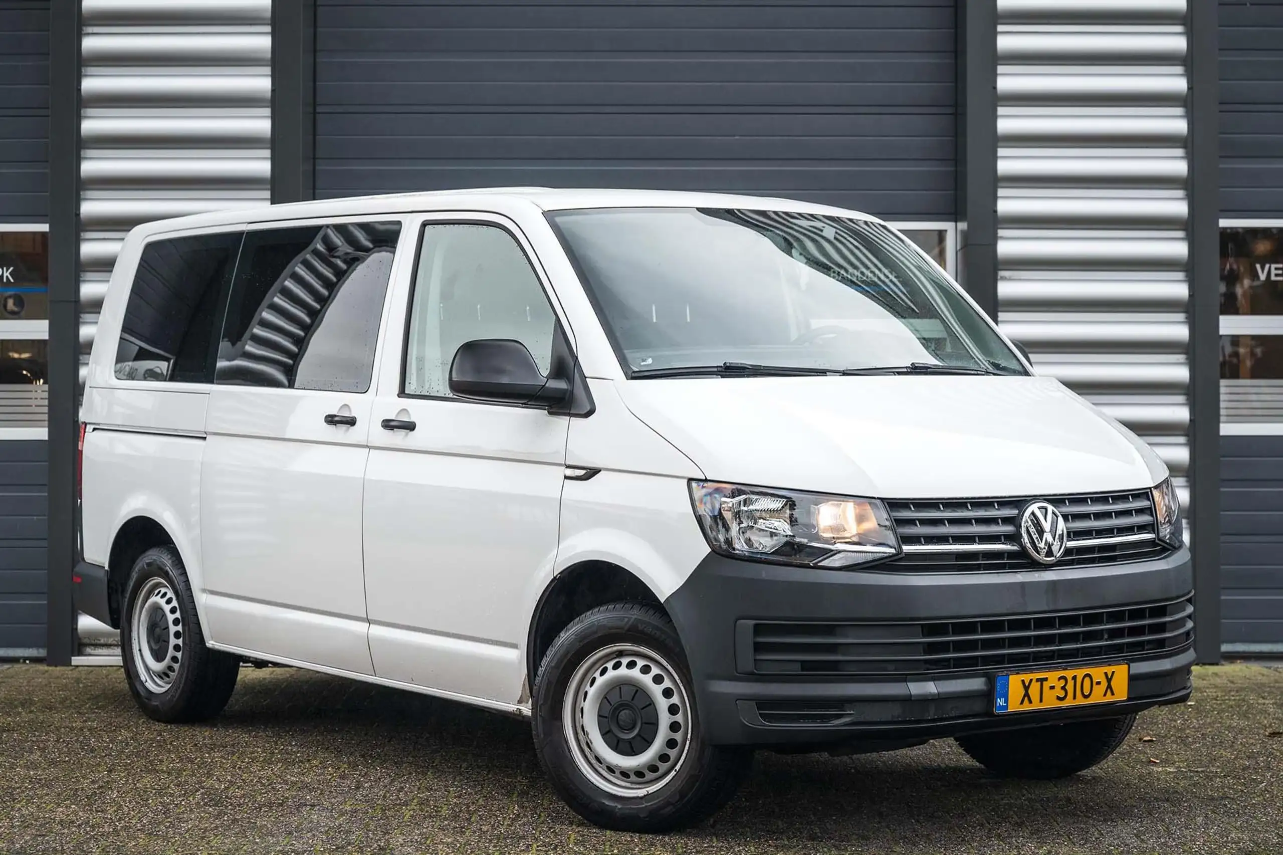 Volkswagen - Transporter