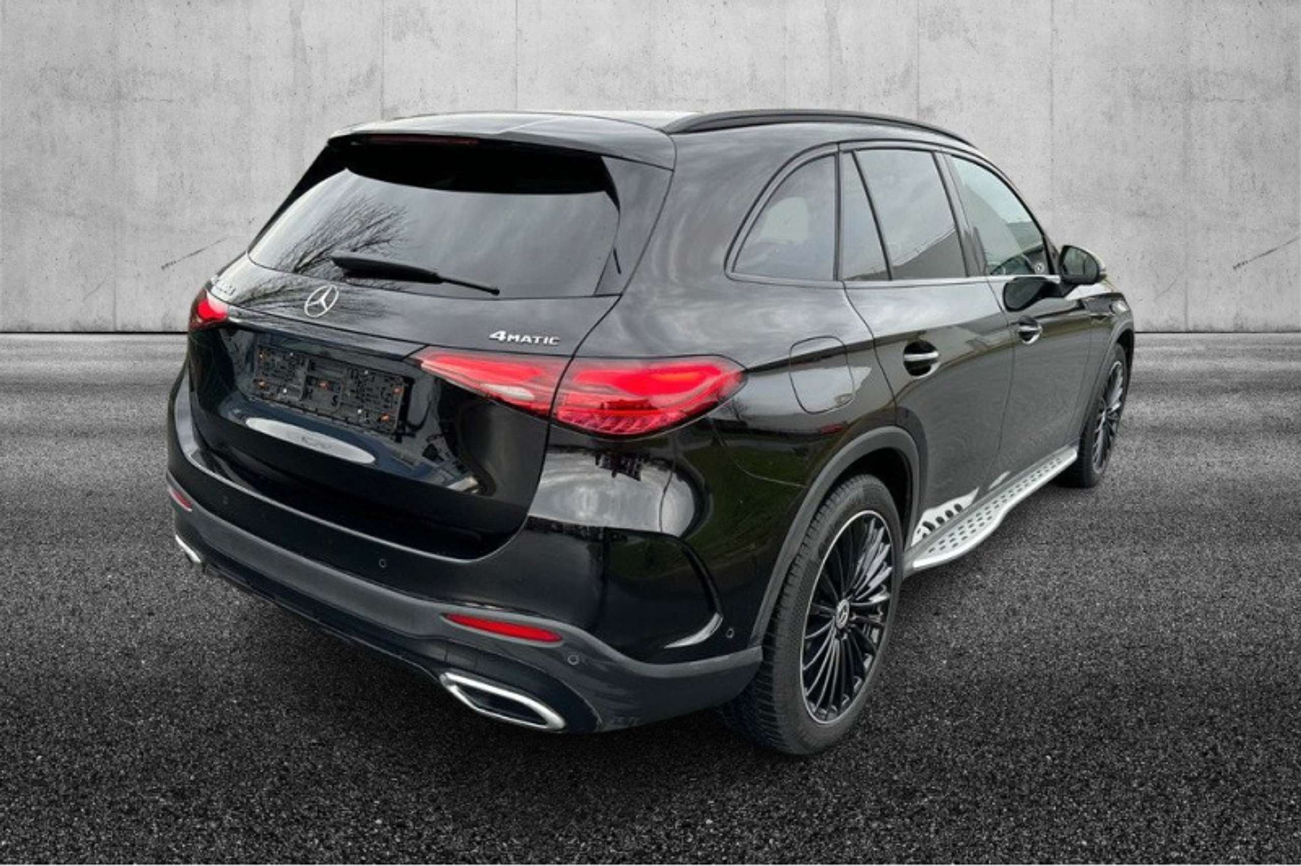 Mercedes-Benz - GLC 300