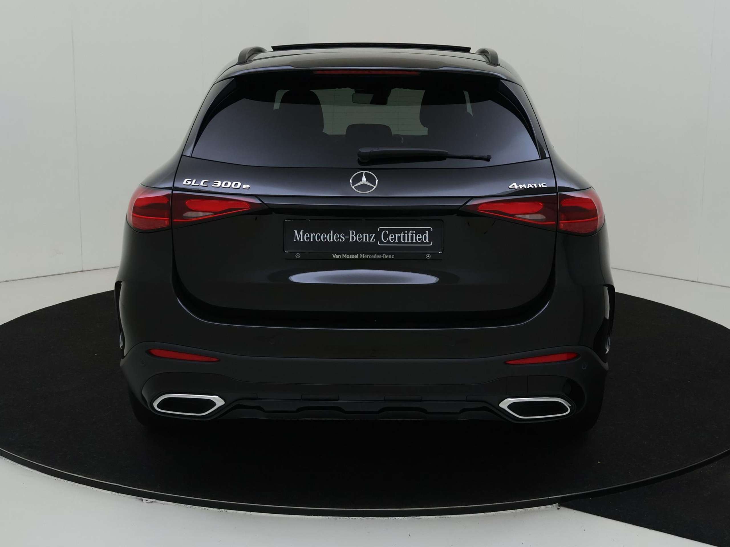 Mercedes-Benz - GLC 300