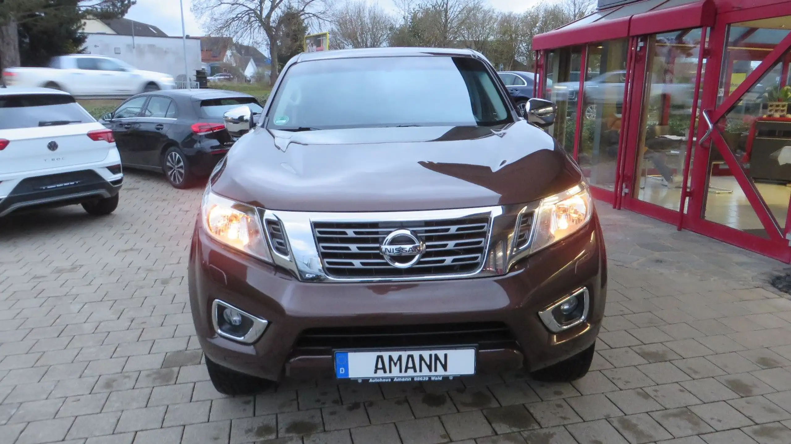 Nissan - Navara