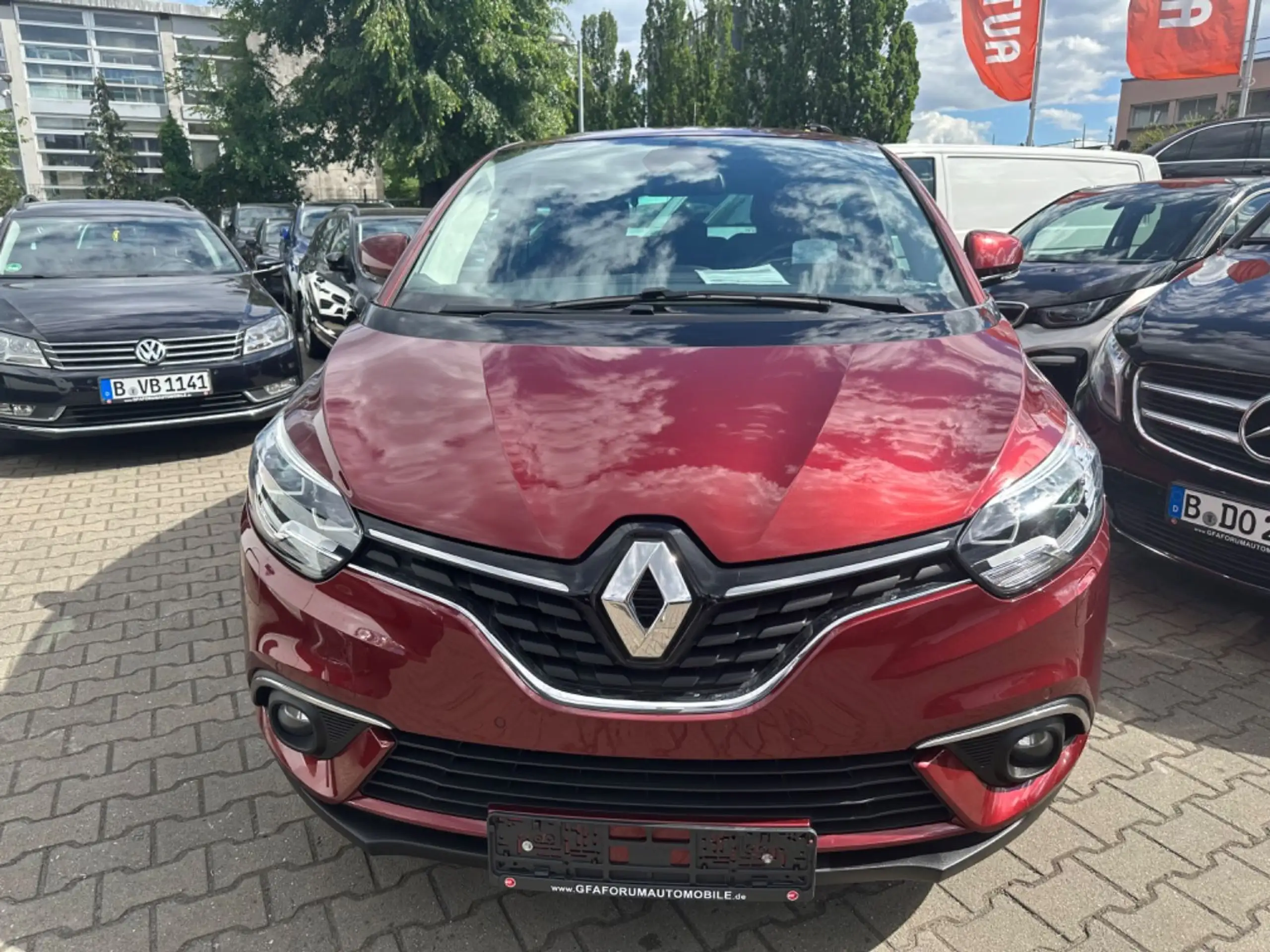 Renault - Scenic