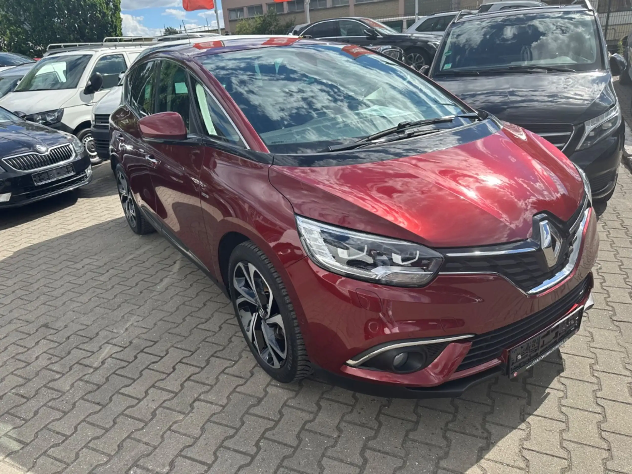 Renault - Scenic