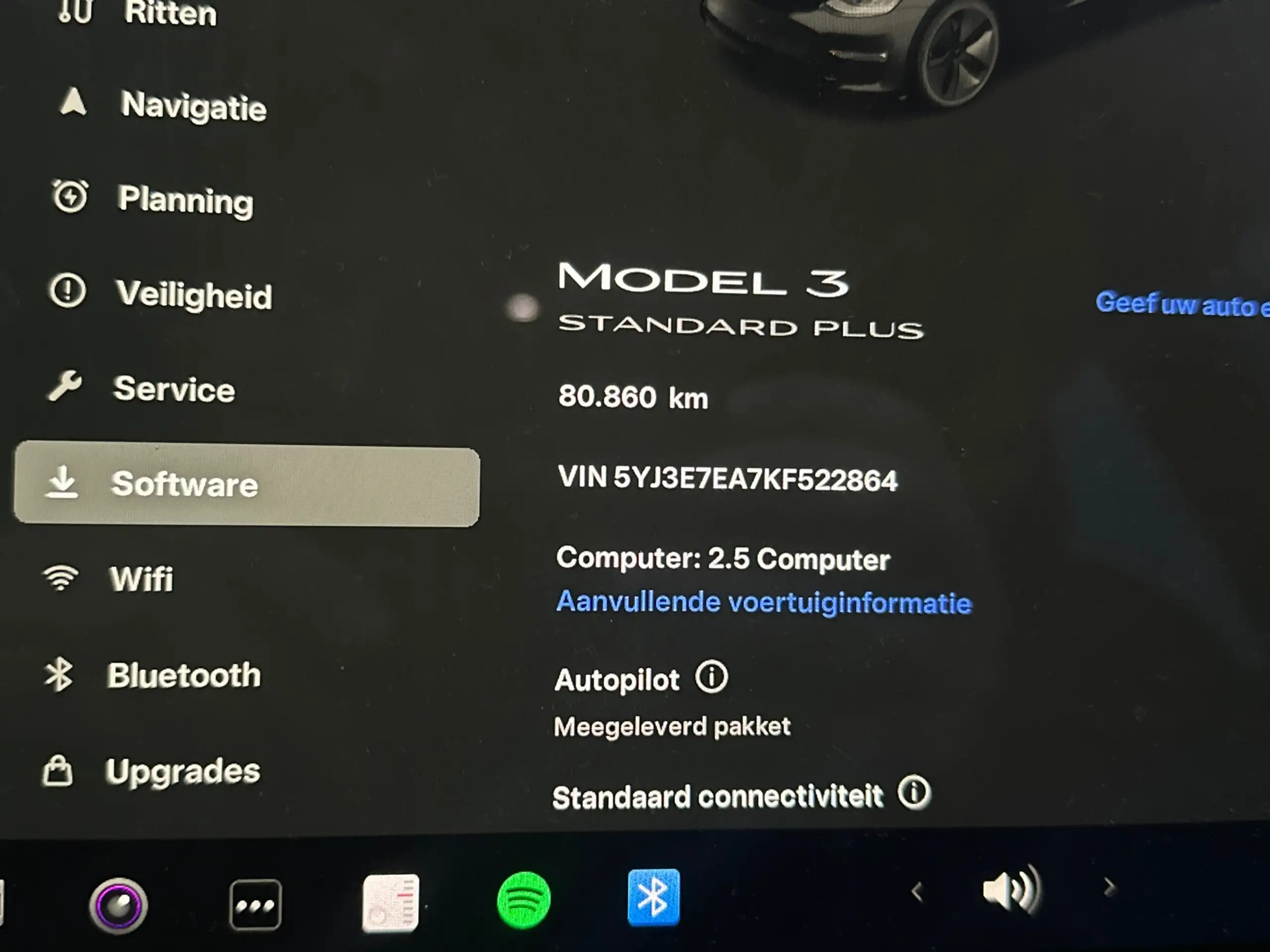 Tesla - Model 3