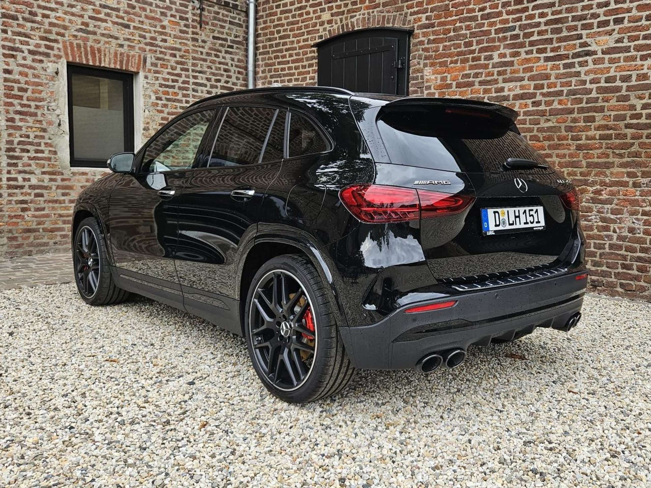 Mercedes-Benz - GLA 45 AMG