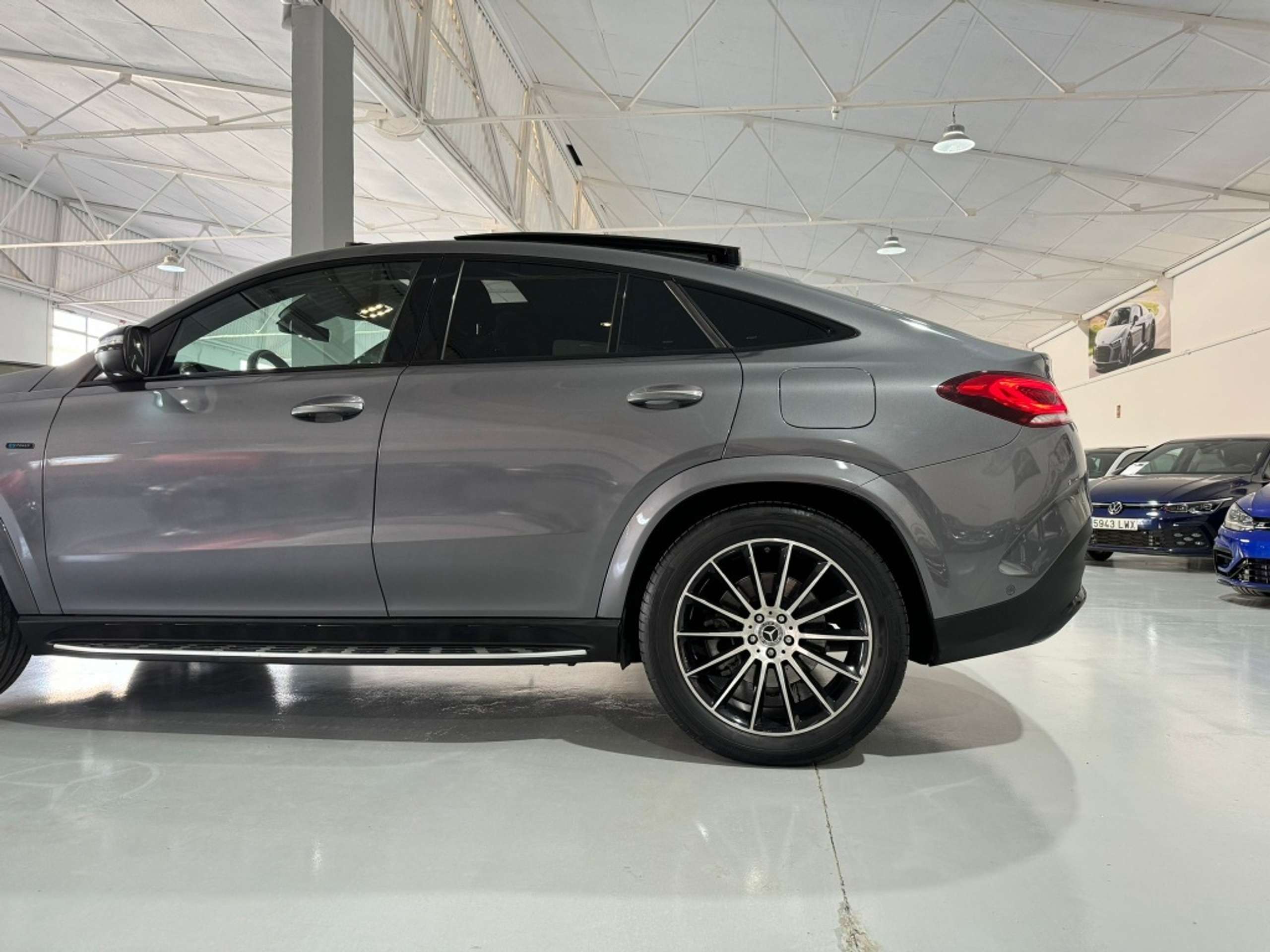 Mercedes-Benz - GLE 350