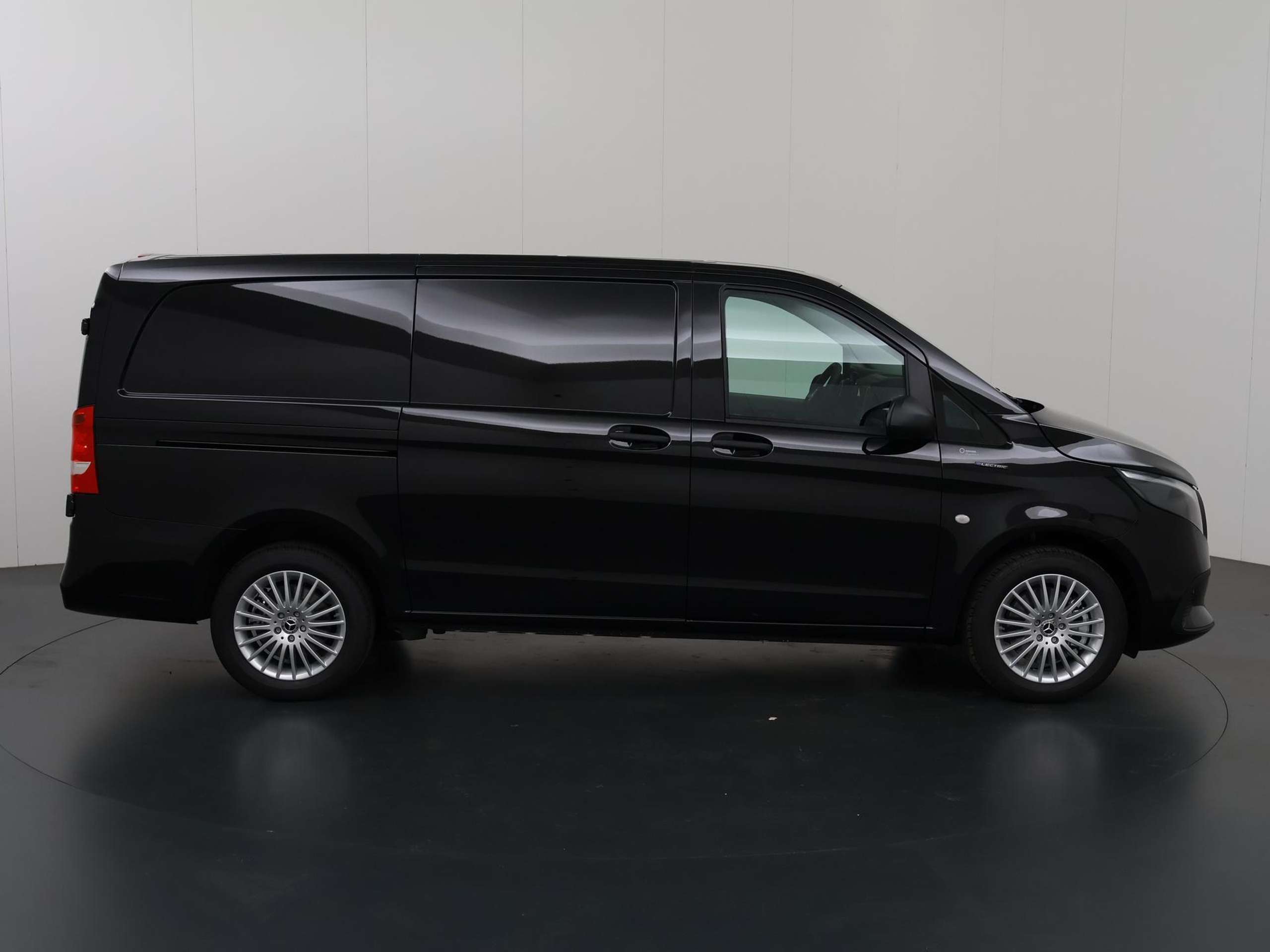 Mercedes-Benz - Vito