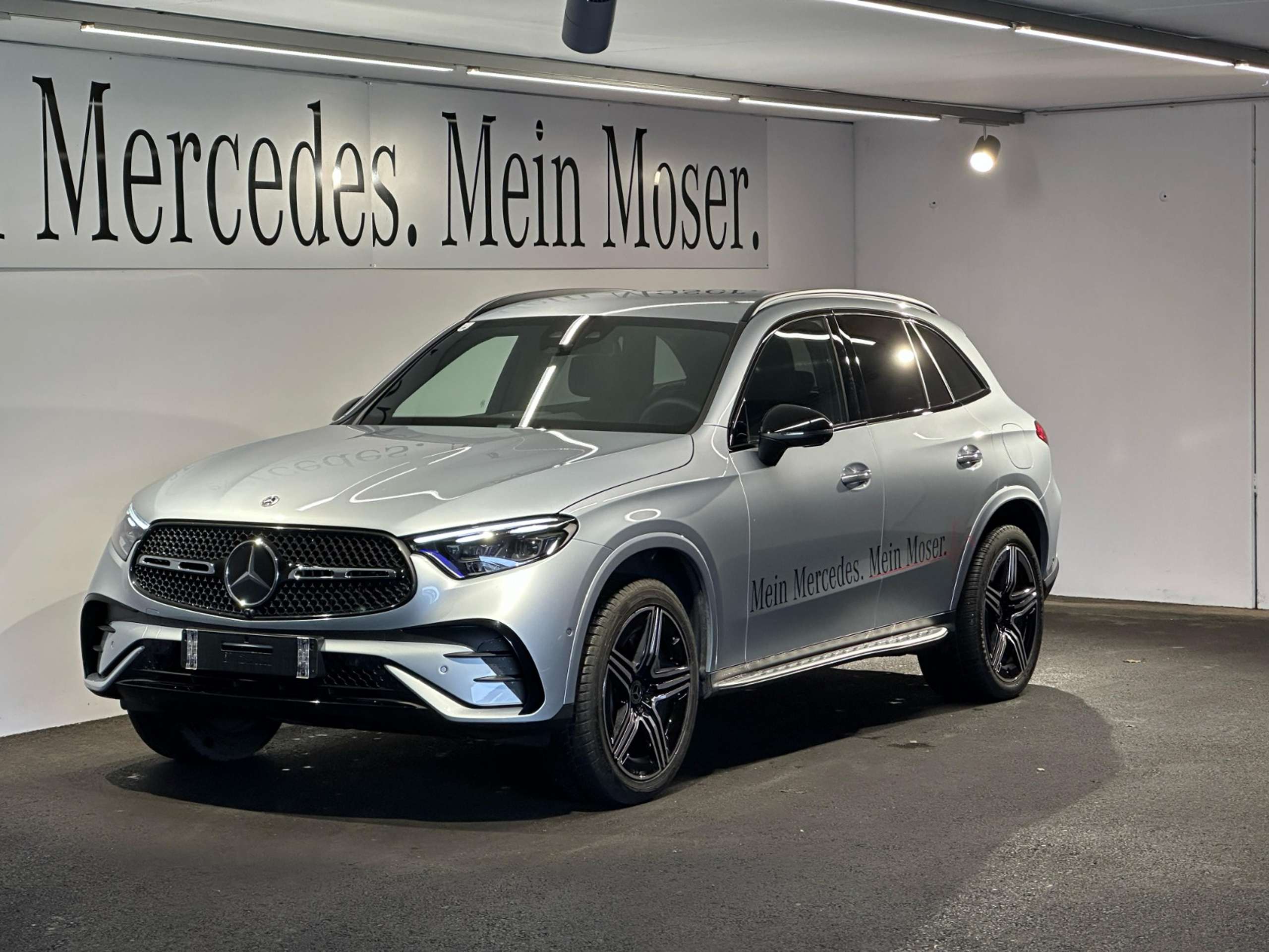 Mercedes-Benz - GLC 300