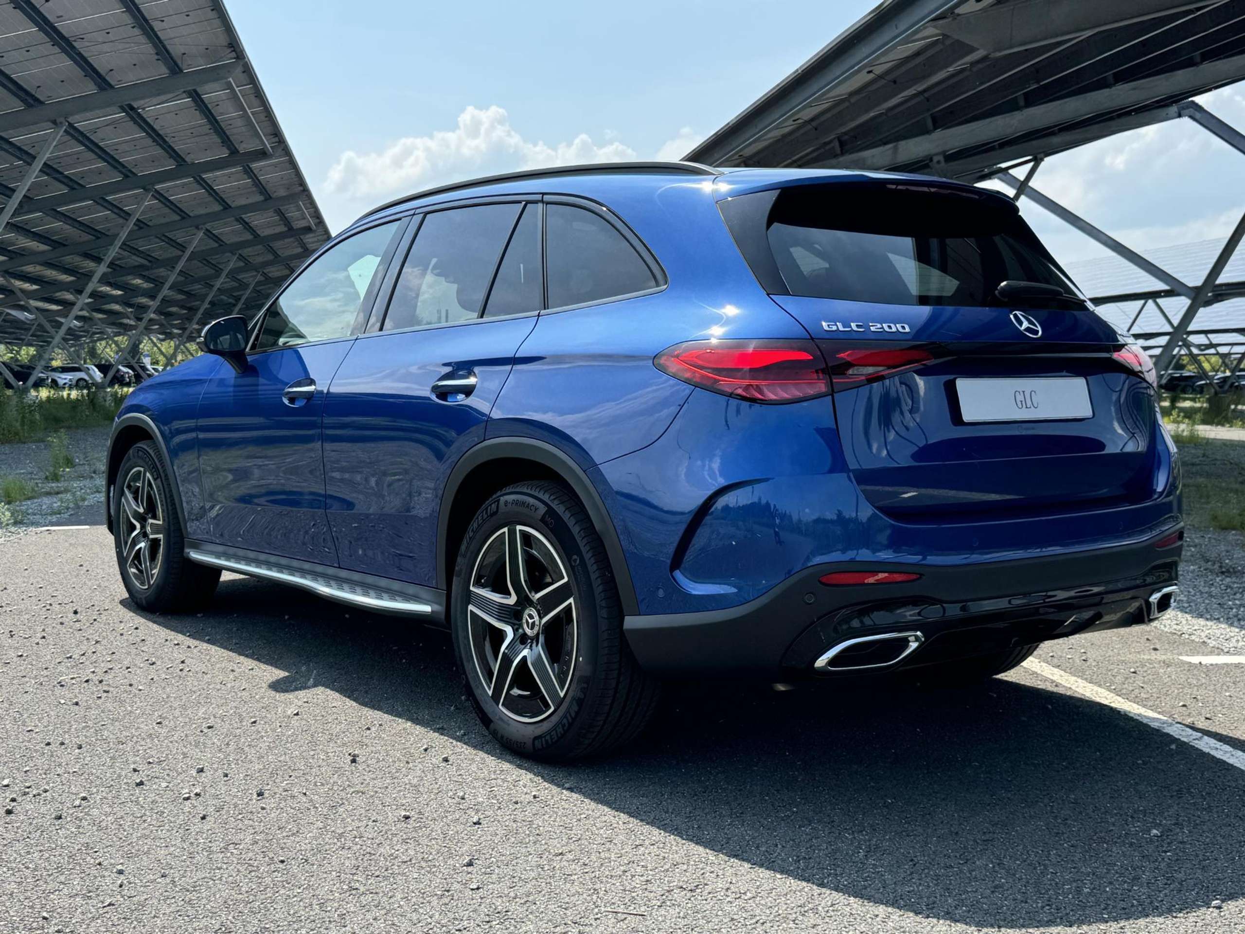 Mercedes-Benz - GLC 200