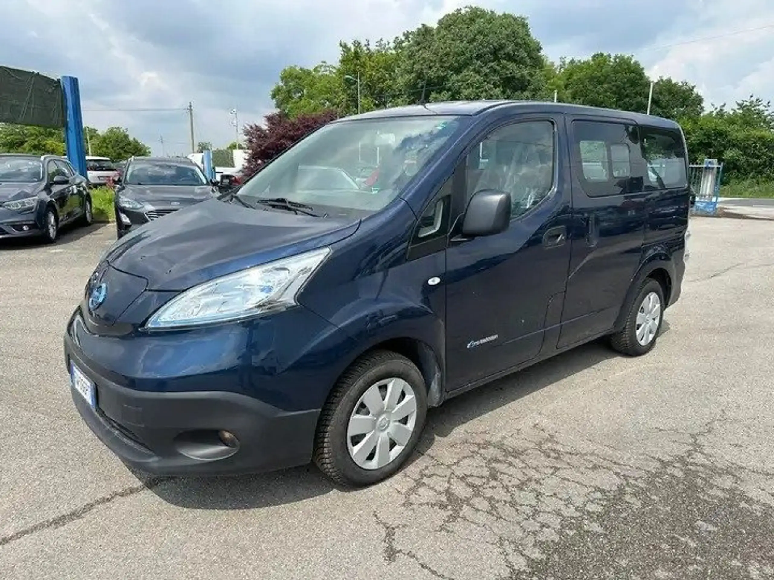 Nissan - E-NV200