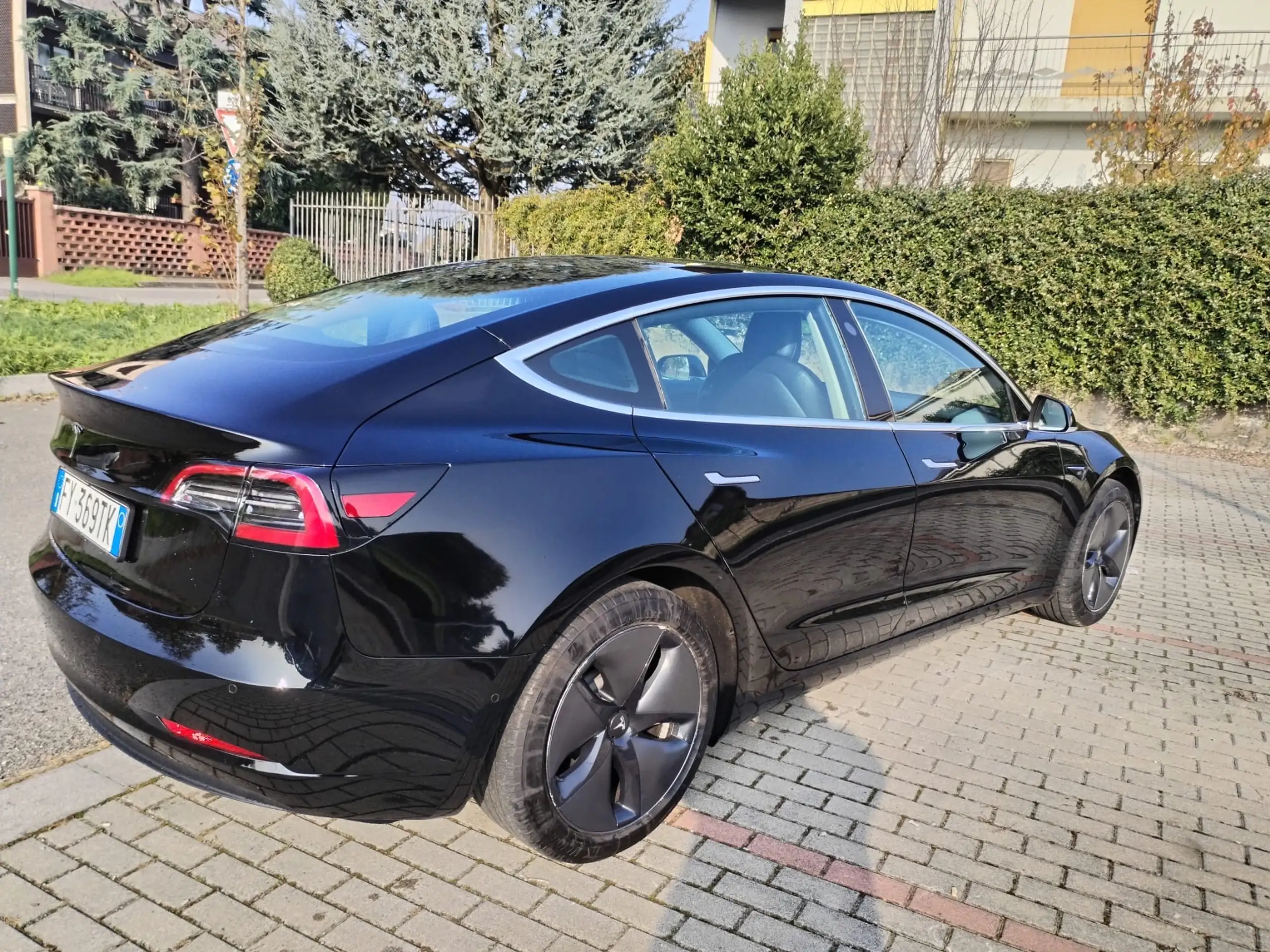 Tesla - Model 3