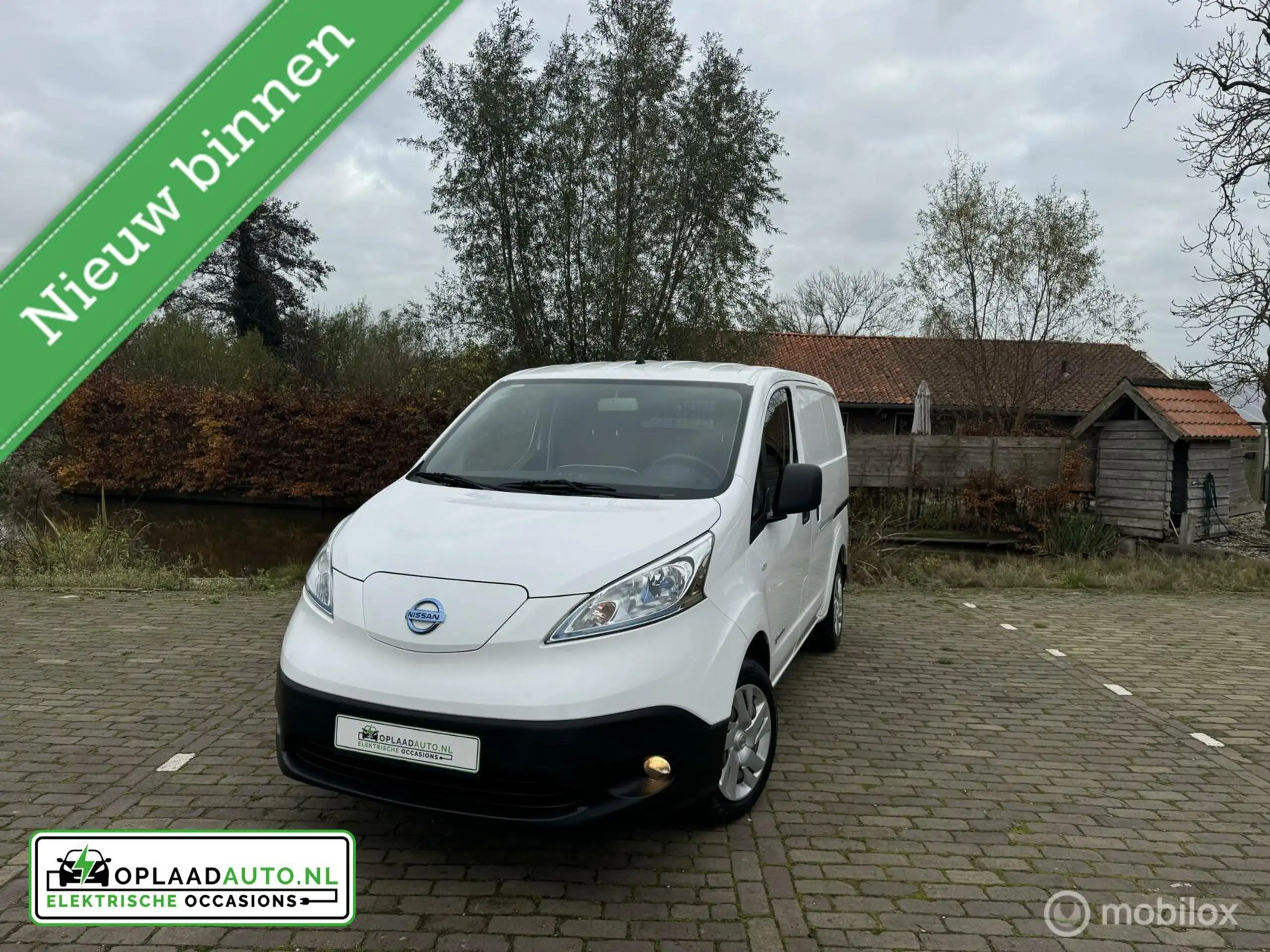 Nissan - E-NV200