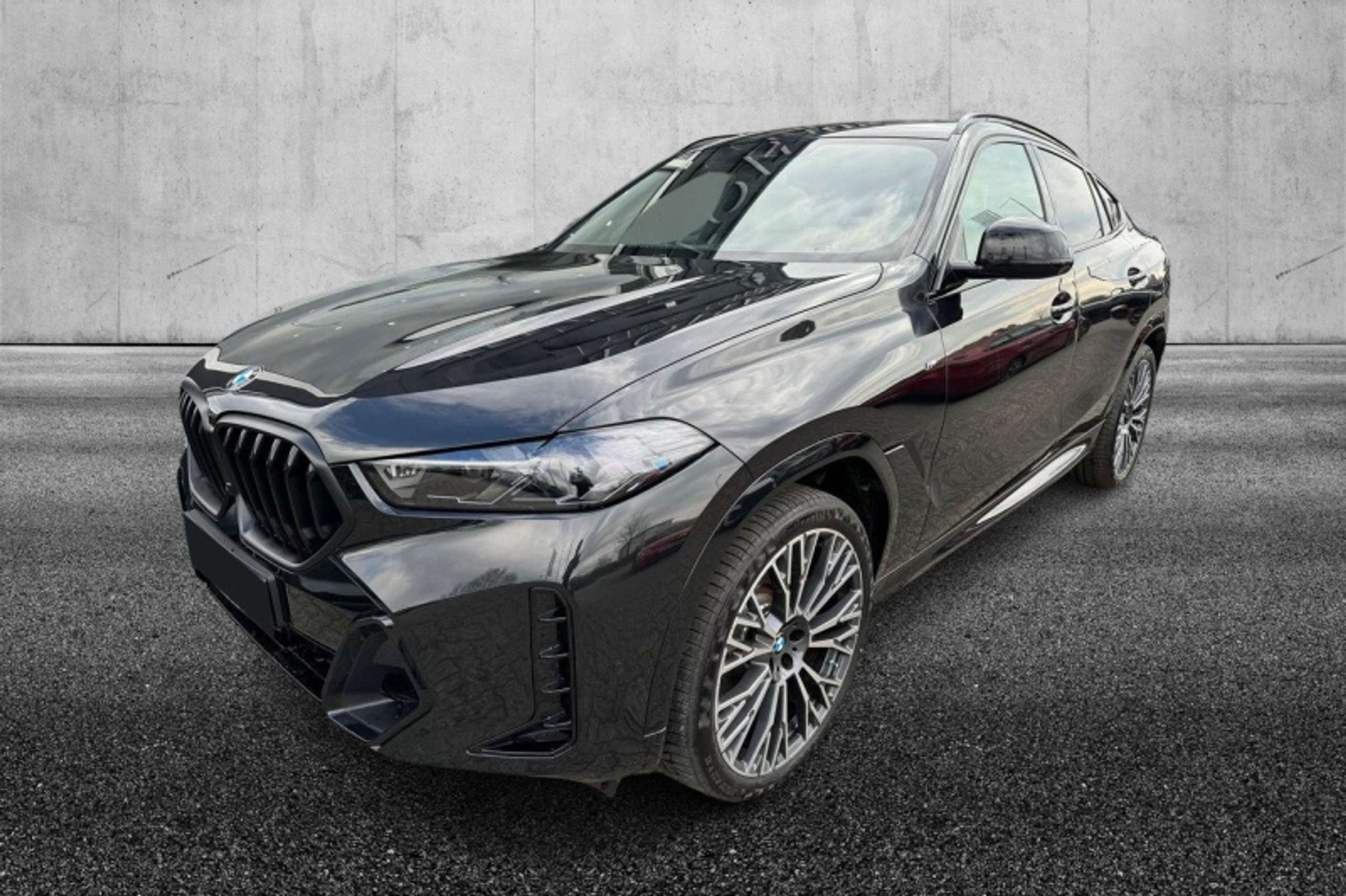 BMW - X6