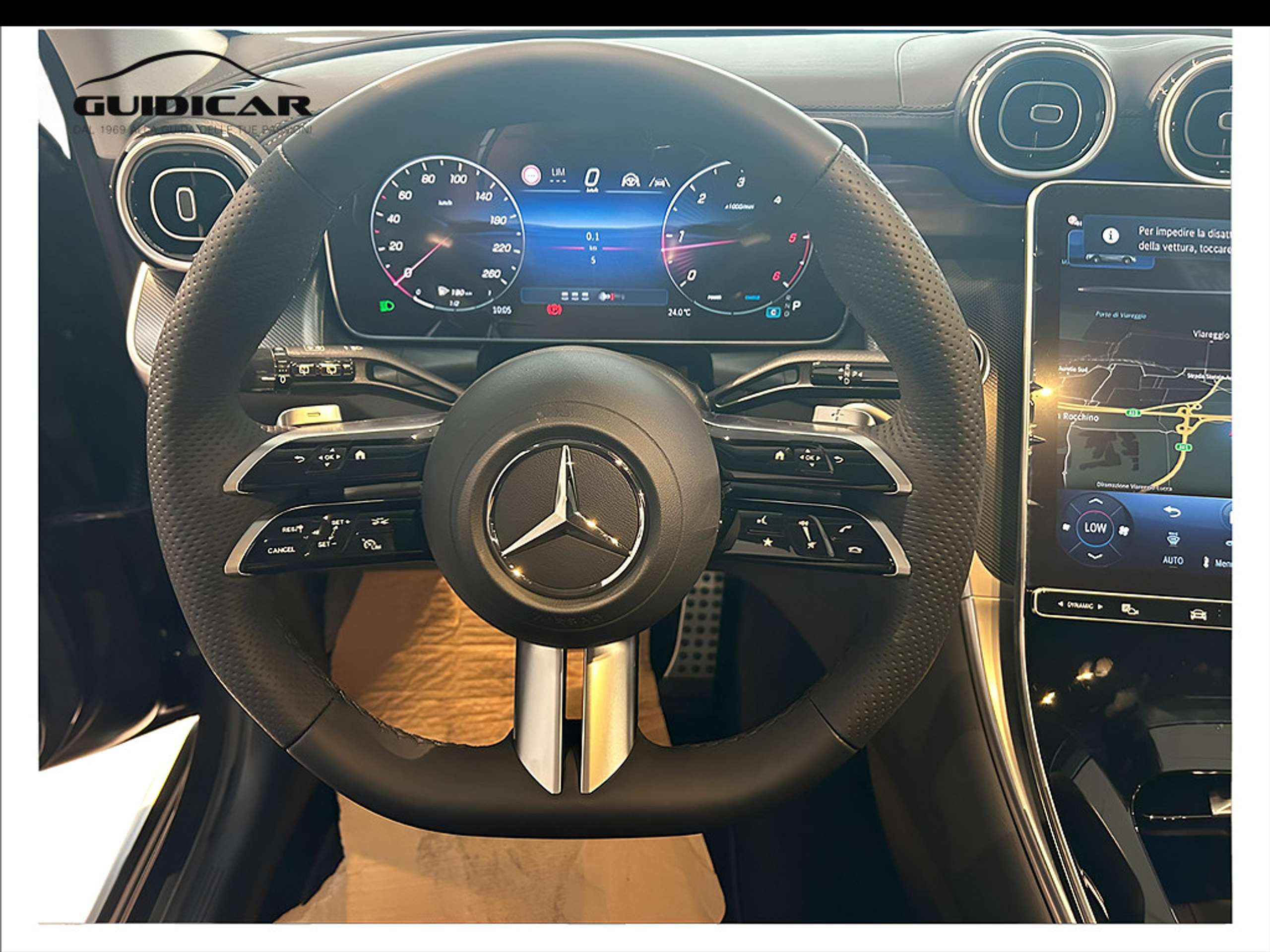 Mercedes-Benz - GLC 220