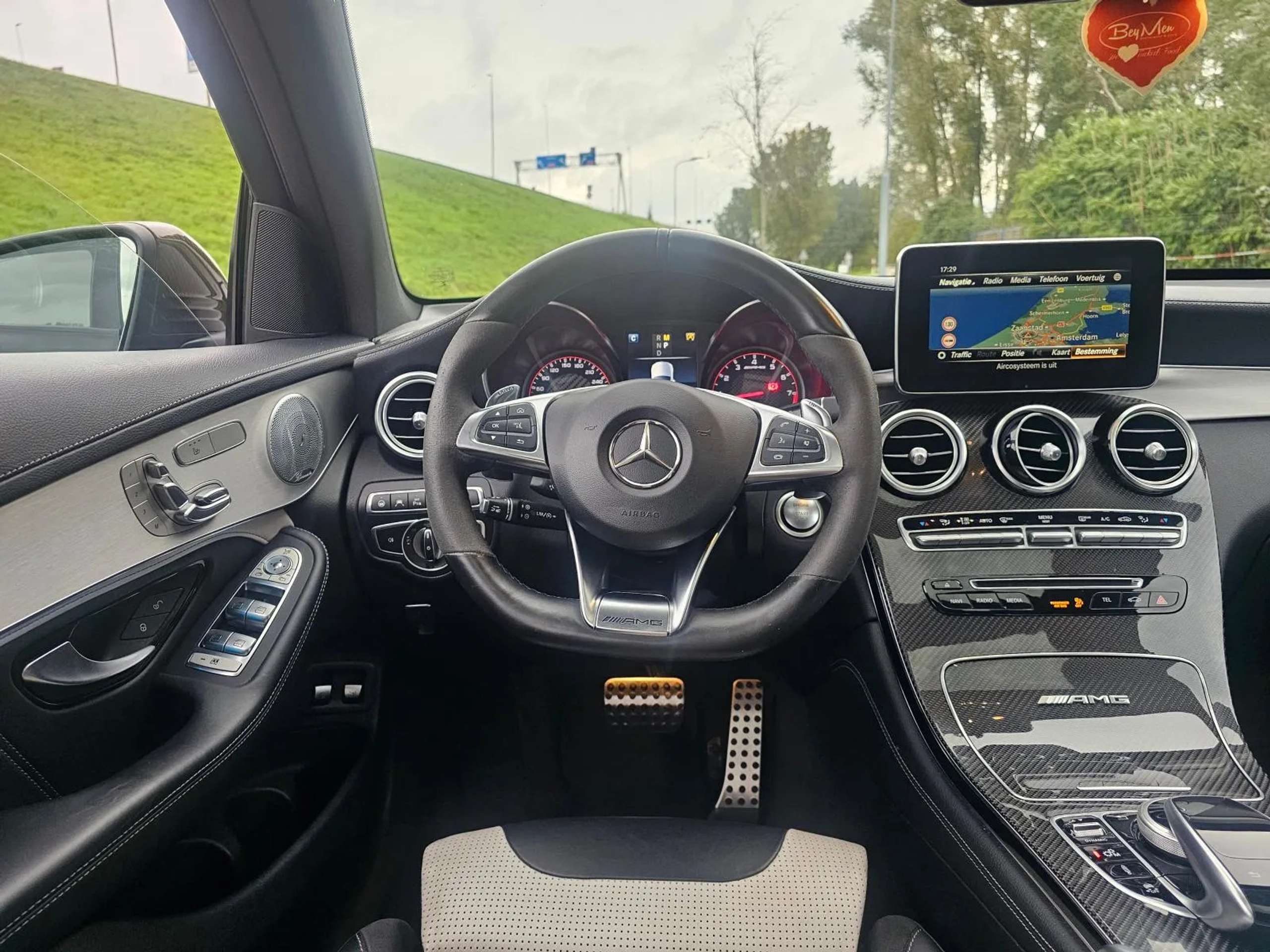 Mercedes-Benz - GLC 63 AMG