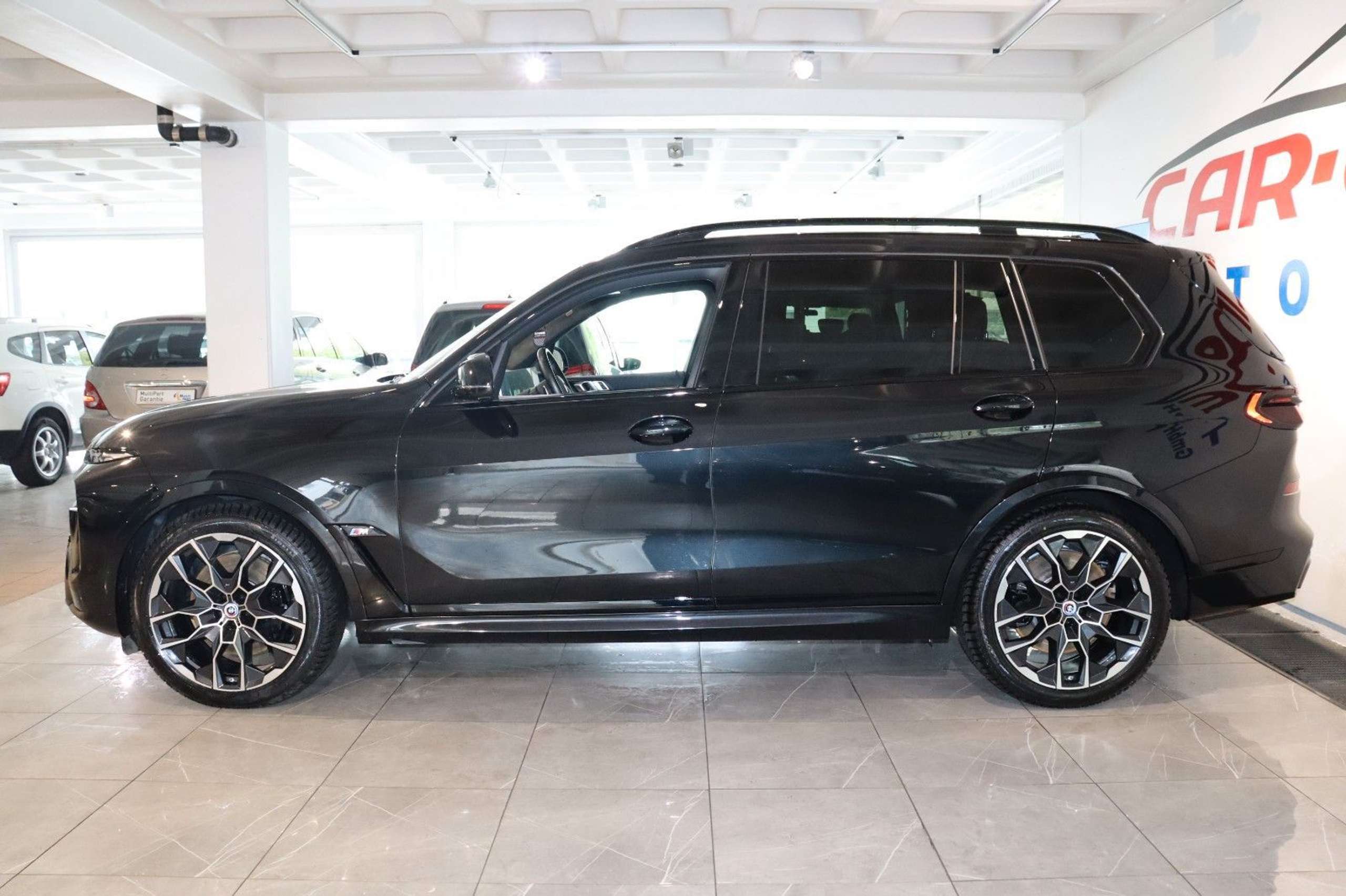 BMW - X7