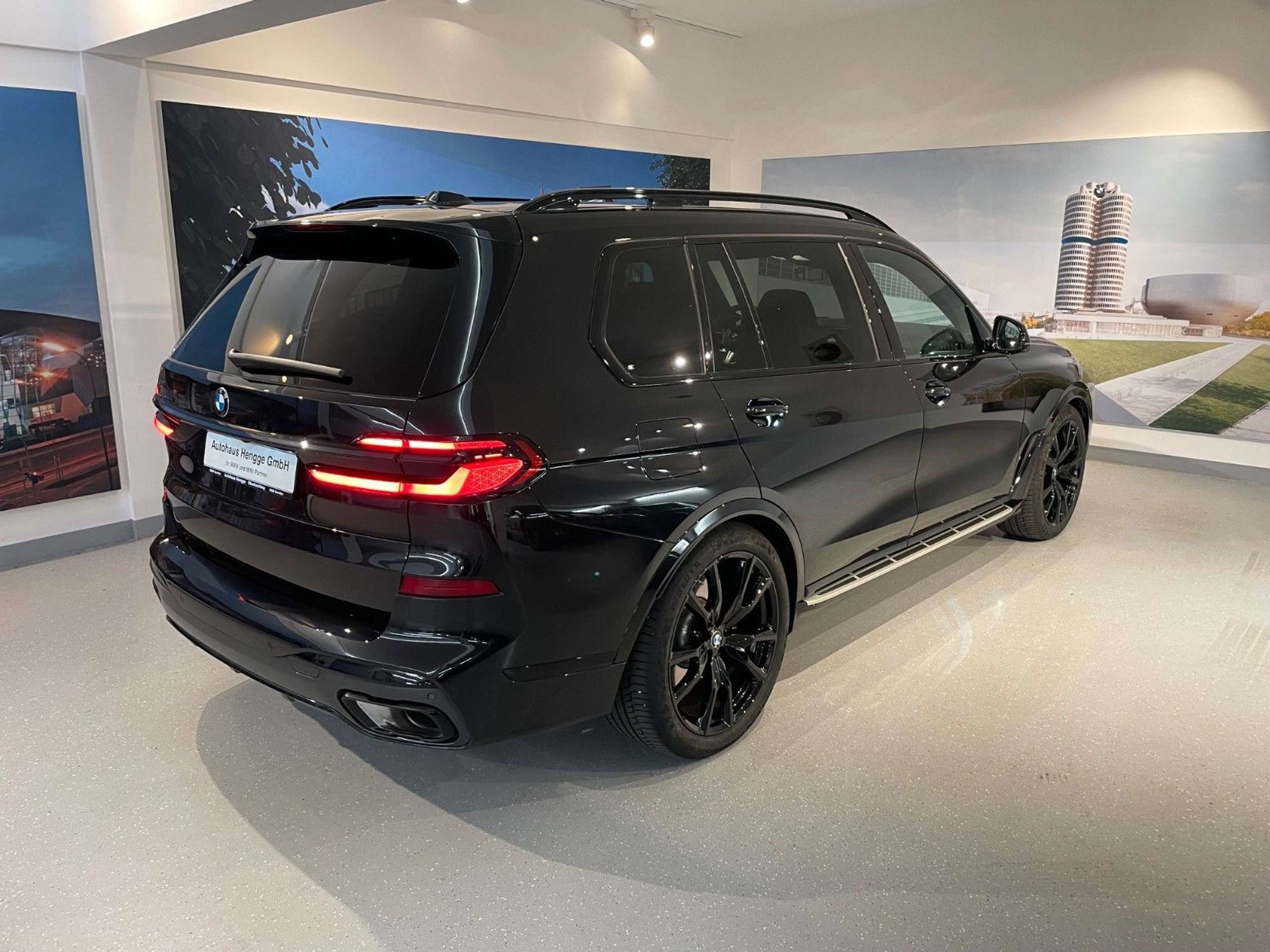 BMW - X7