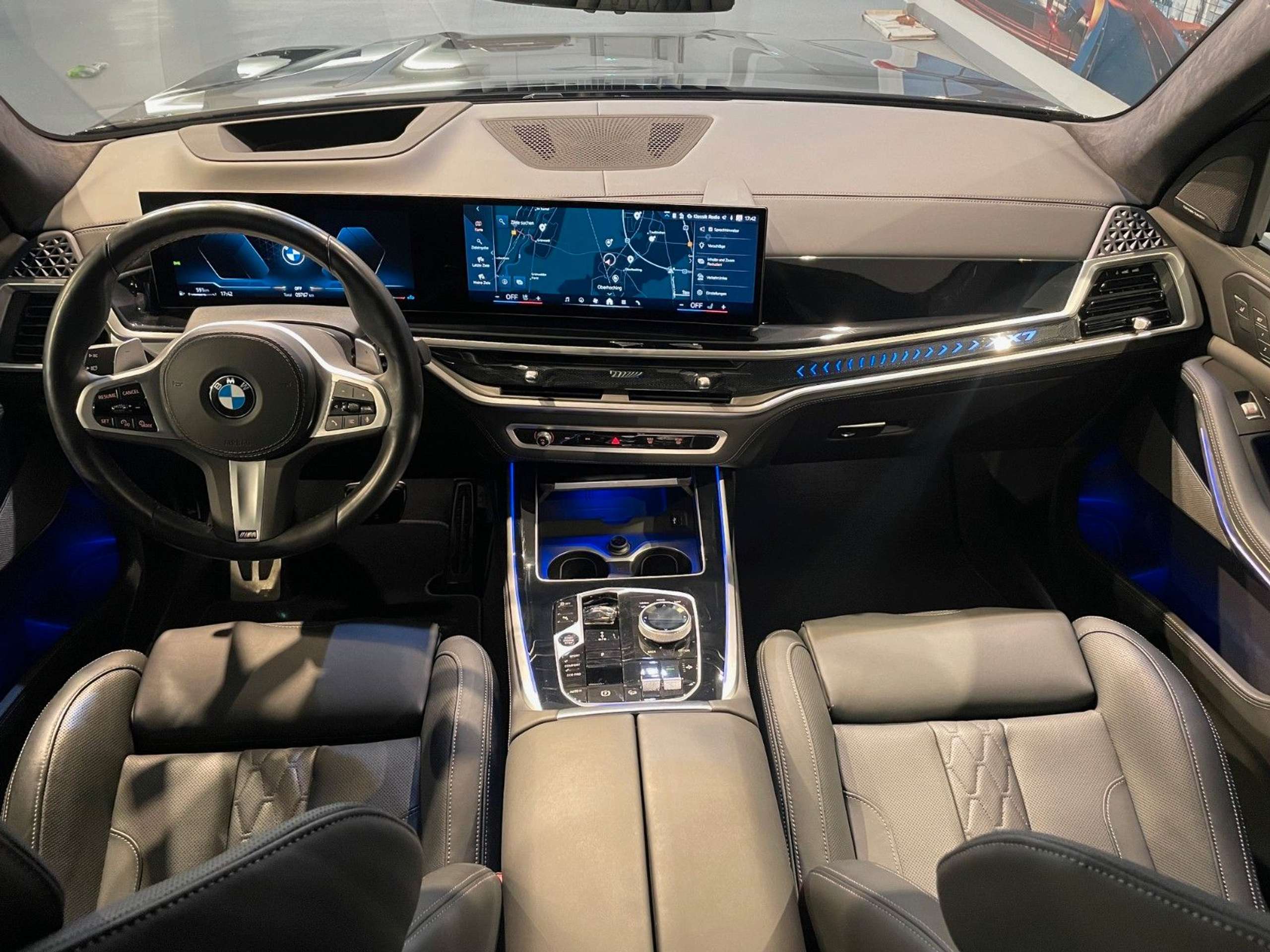 BMW - X7