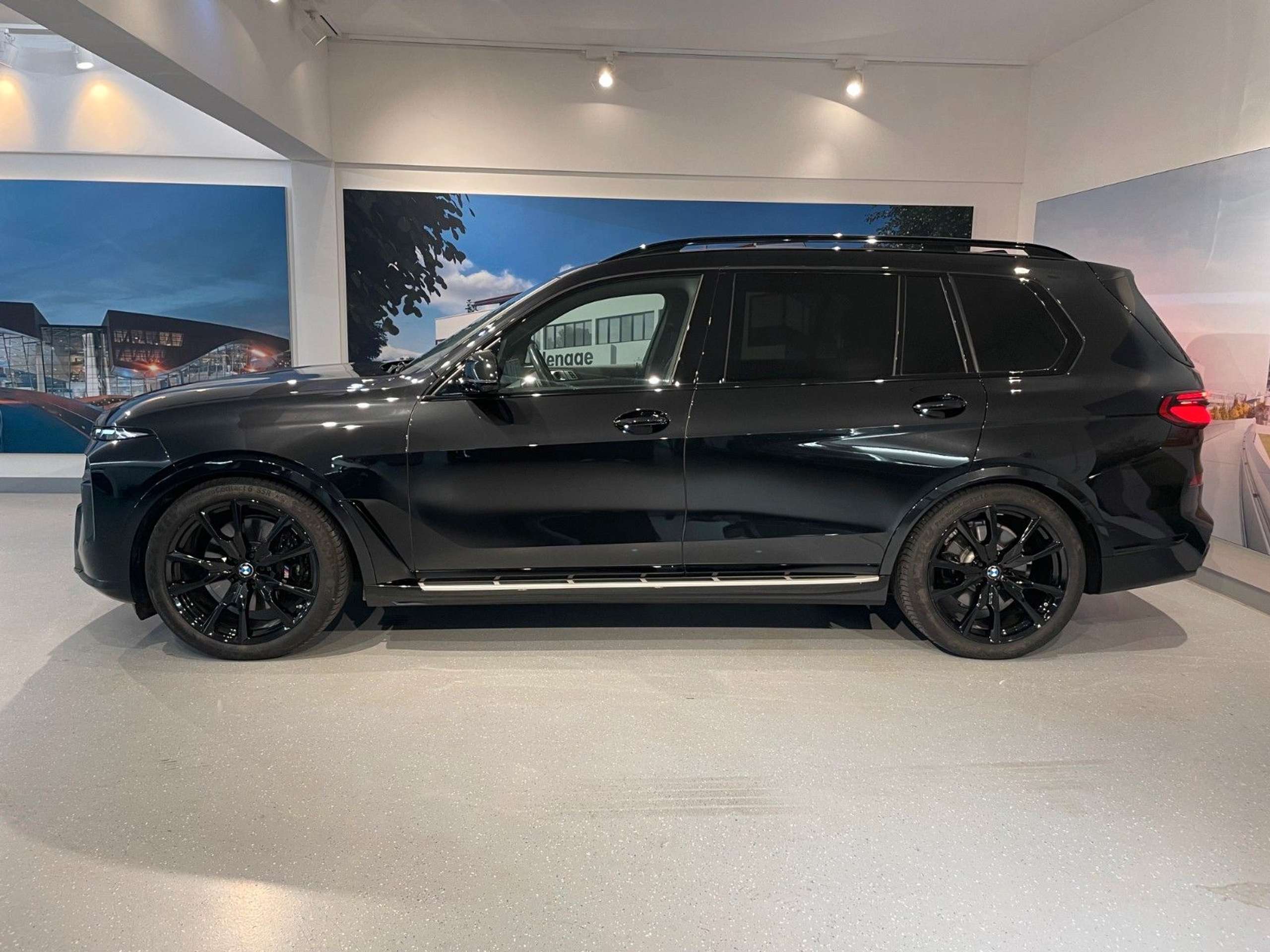 BMW - X7