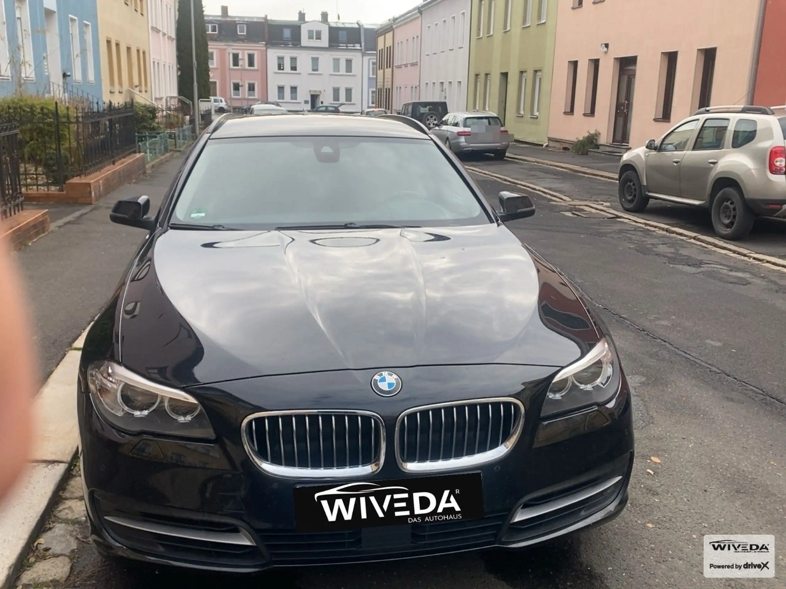 BMW - 525