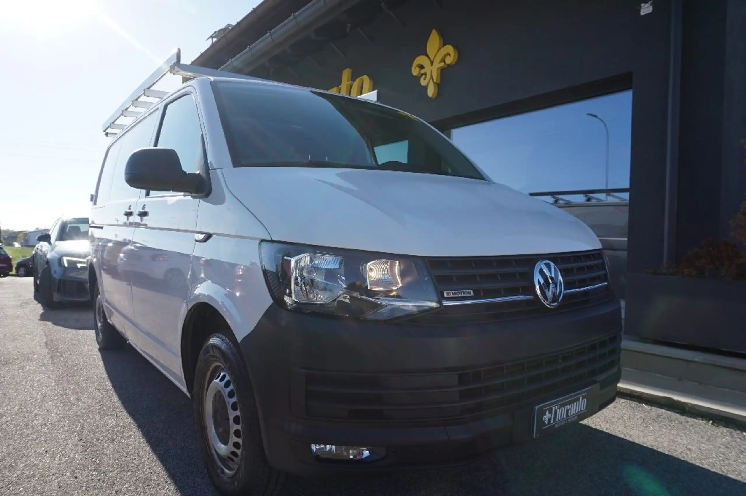 Volkswagen - Transporter