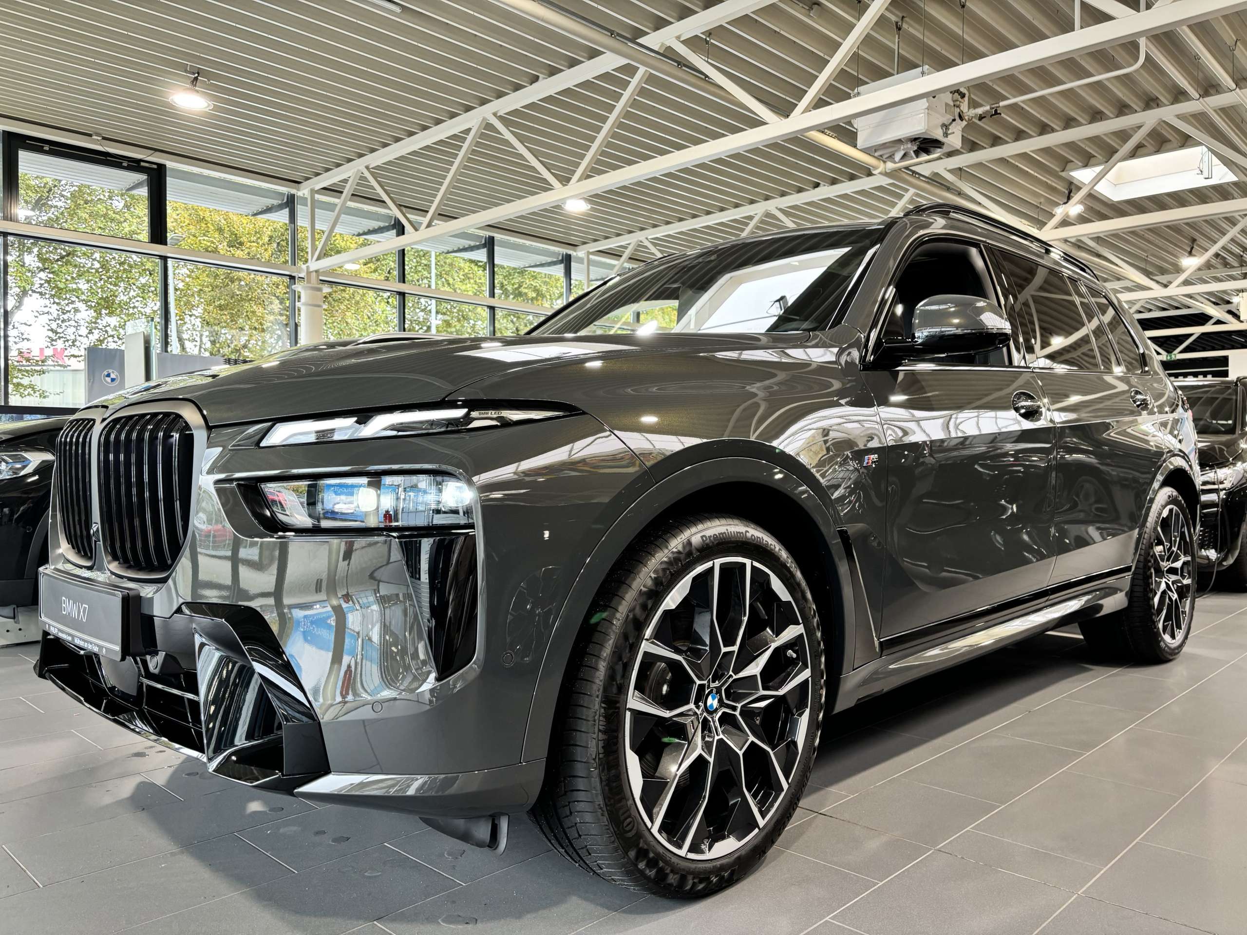 BMW - X7