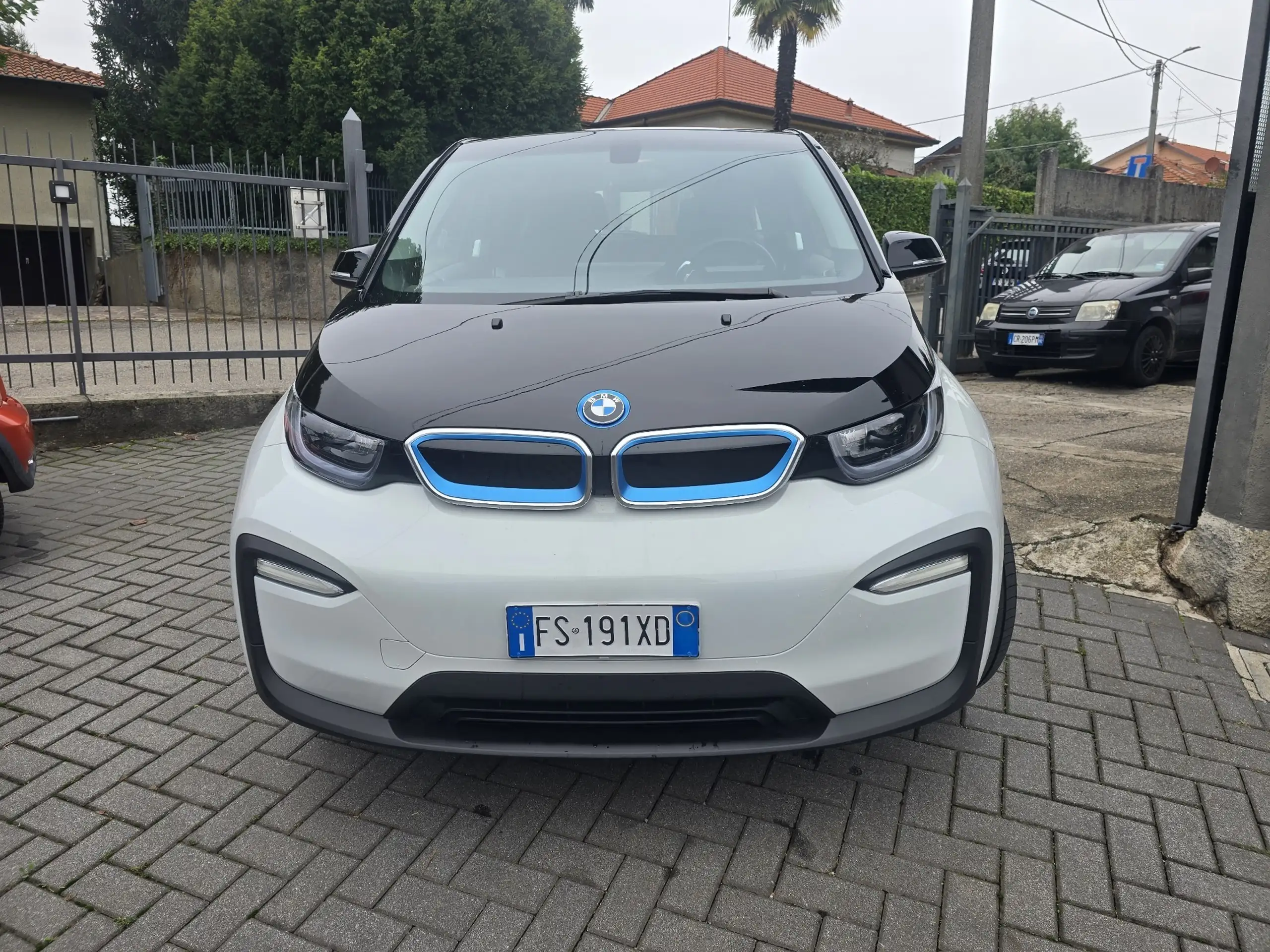 BMW - i3