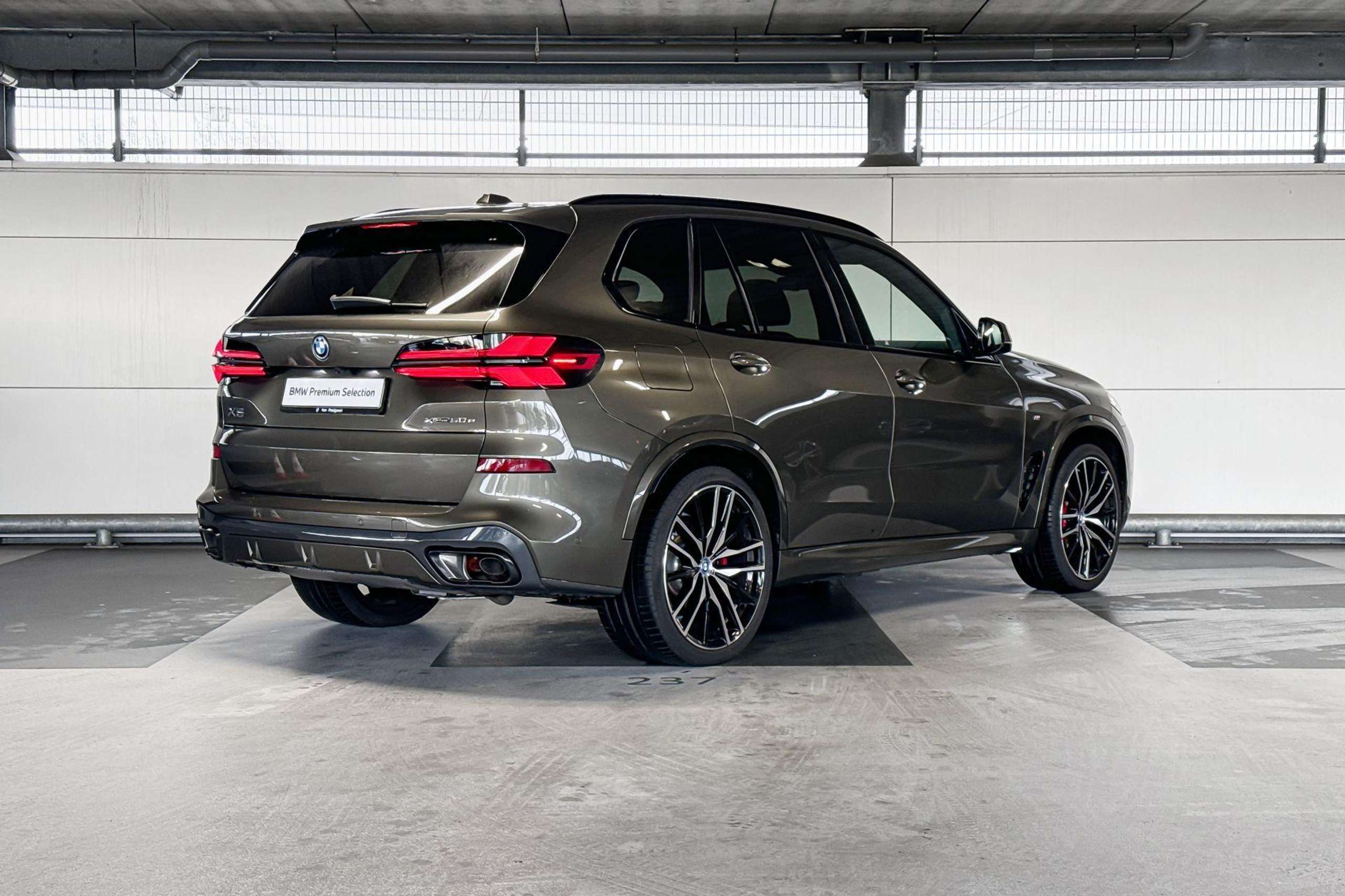 BMW - X5