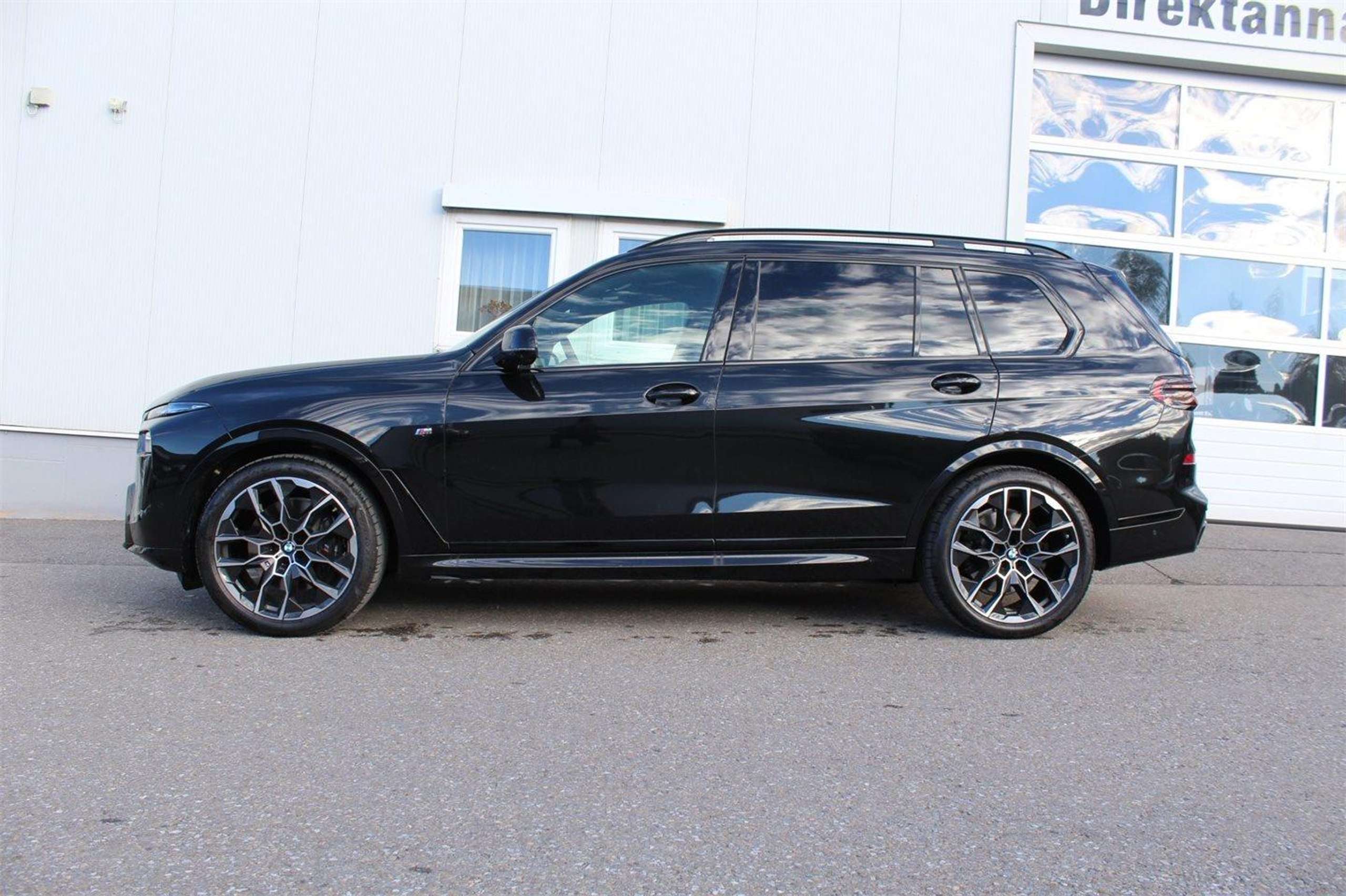 BMW - X7