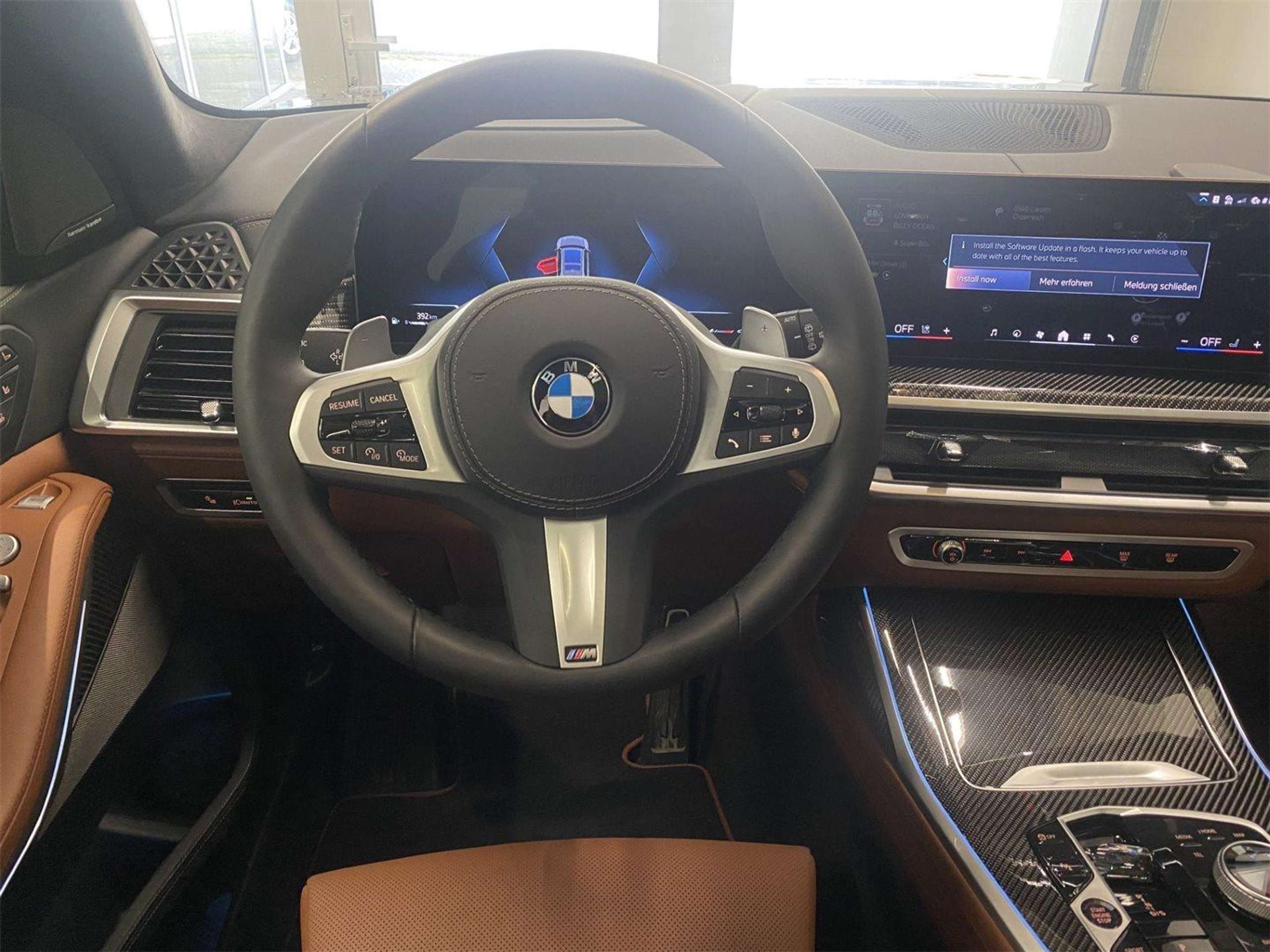 BMW - X7