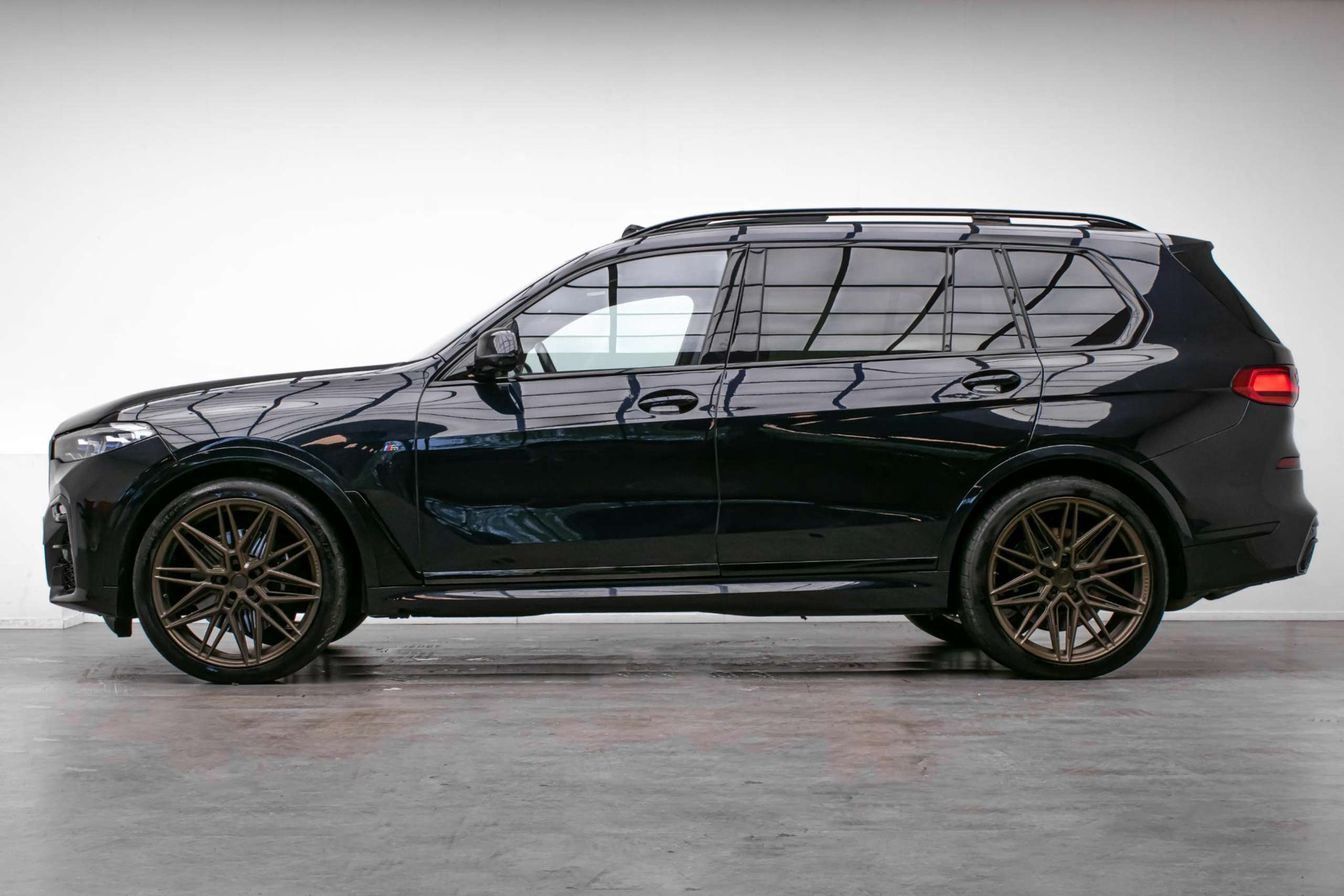 BMW - X7