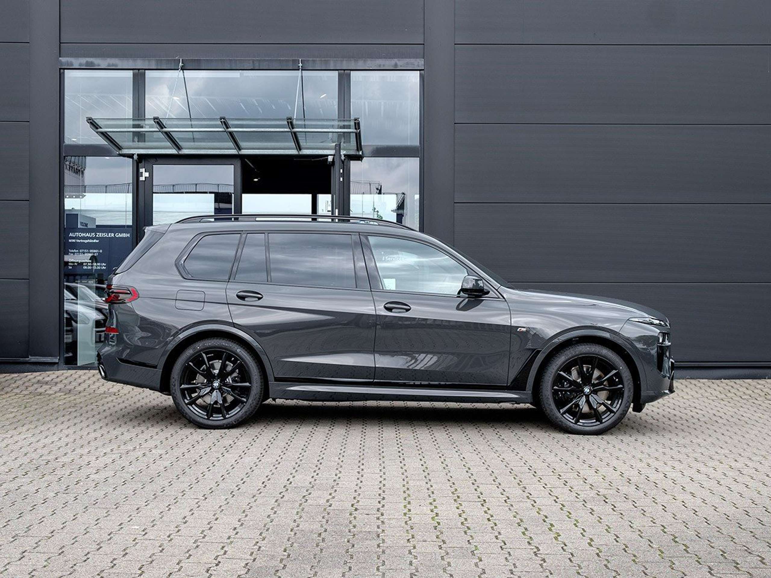 BMW - X7