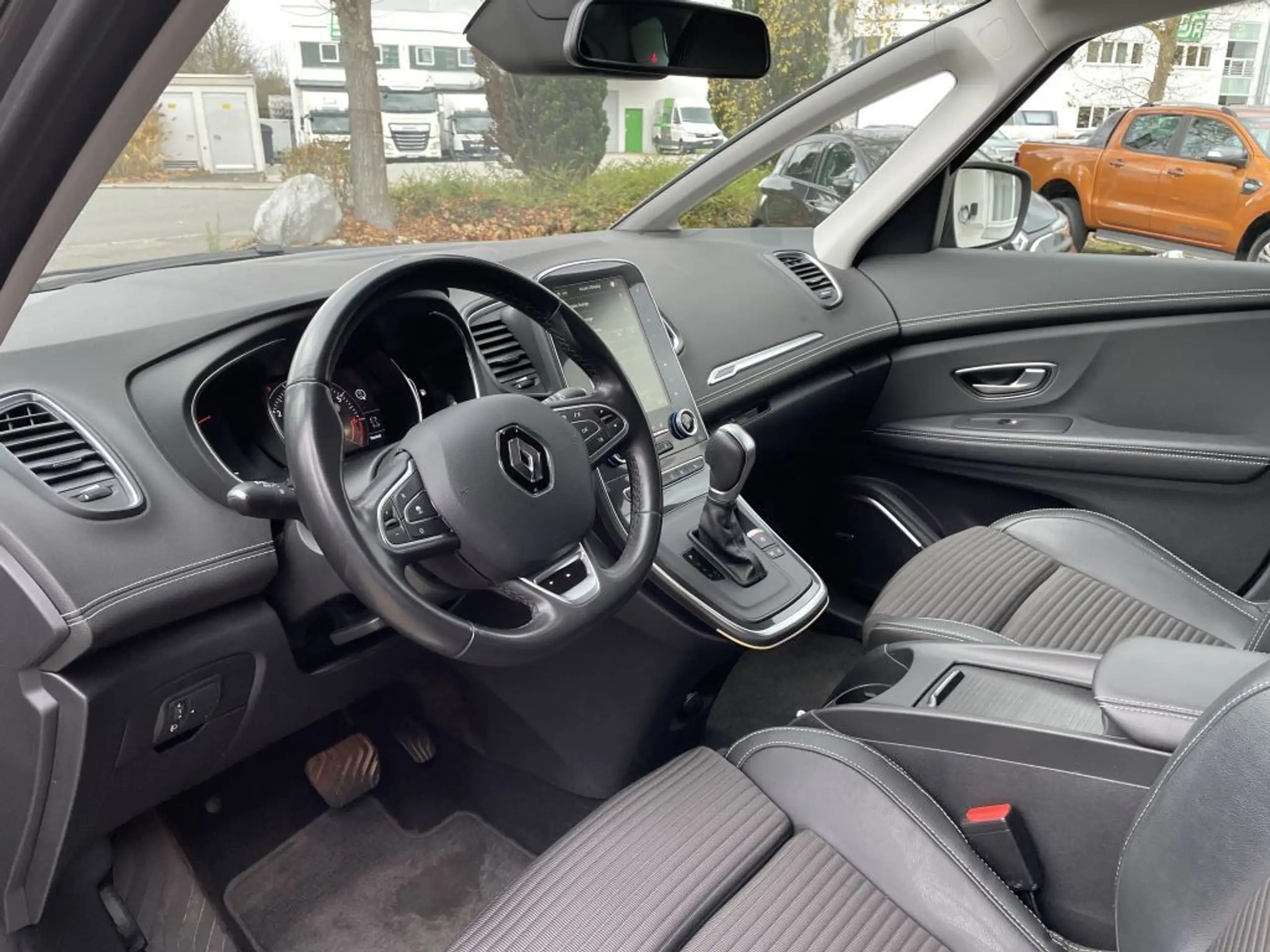 Renault - Scenic