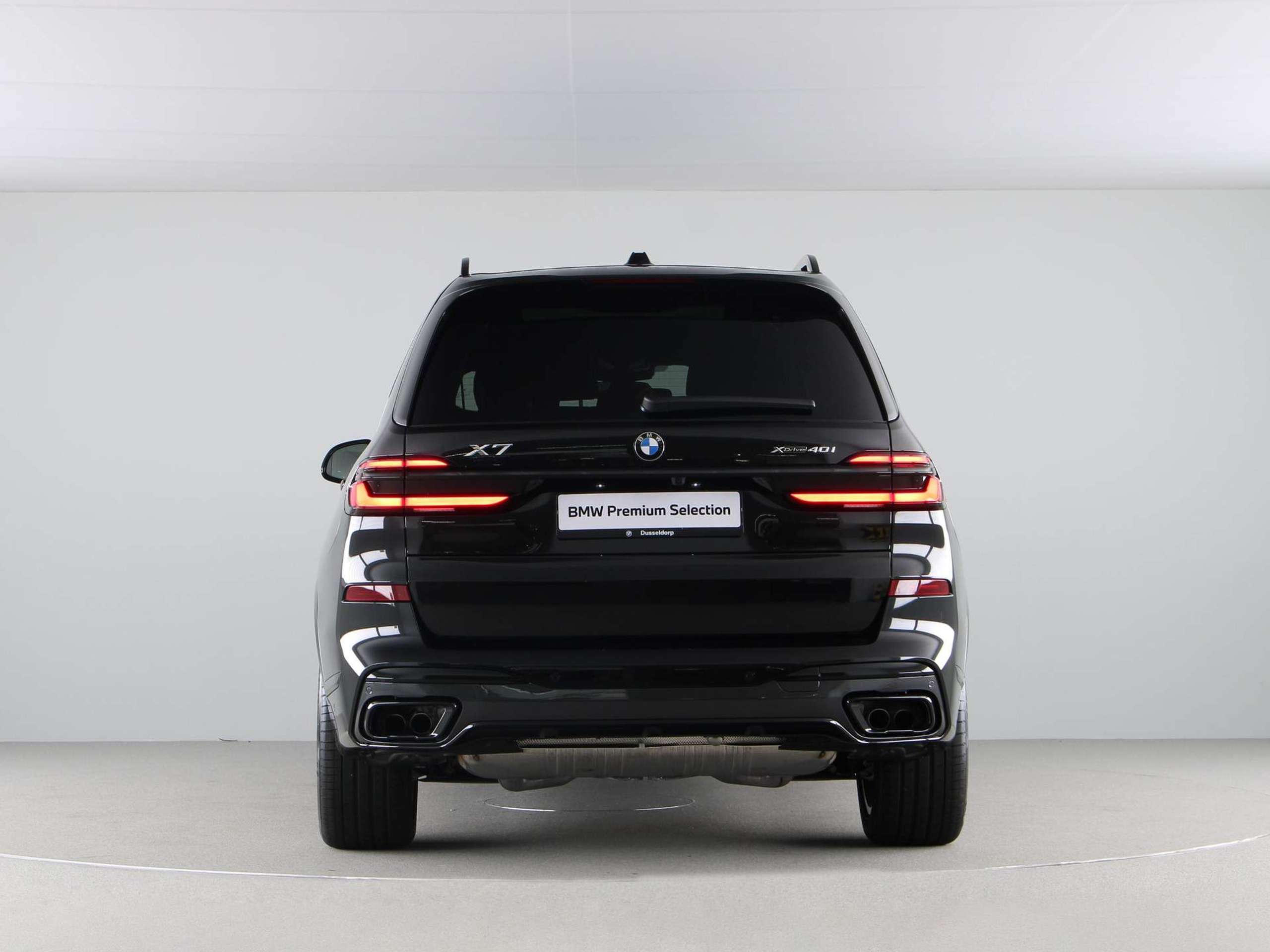 BMW - X7