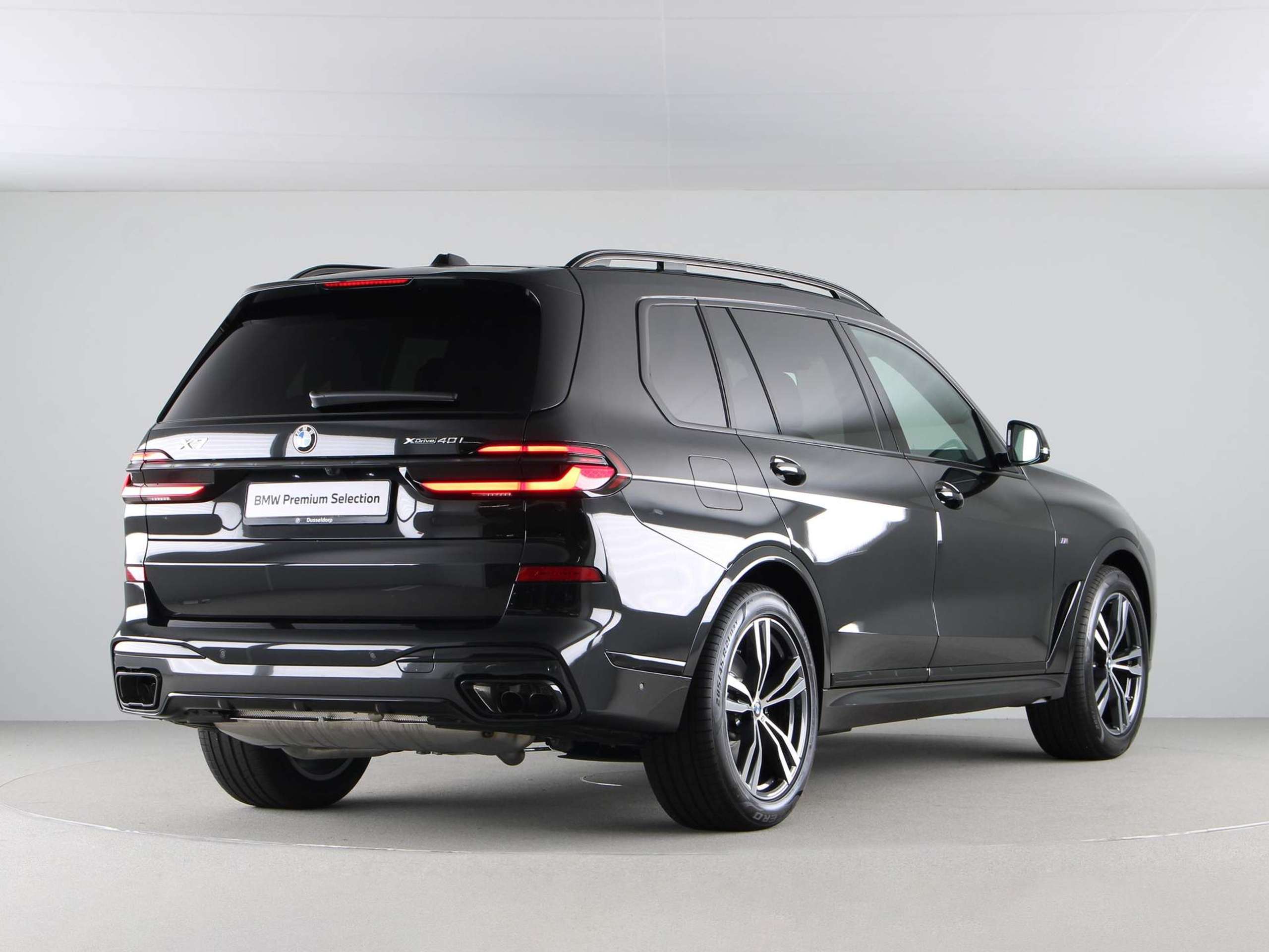 BMW - X7