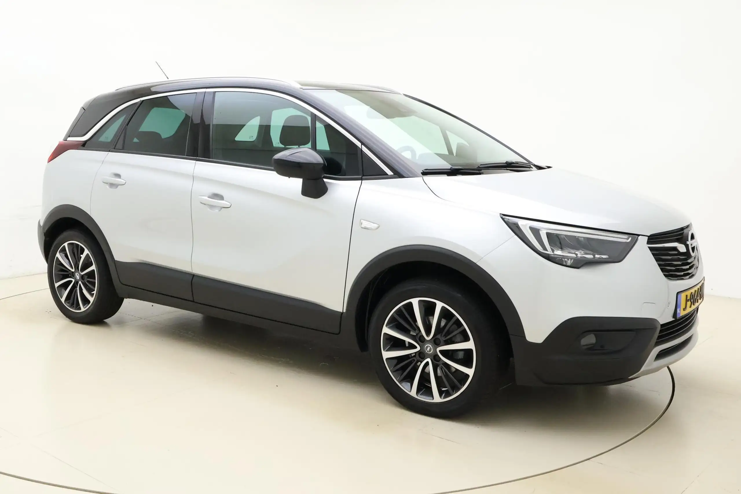 Opel - Crossland X