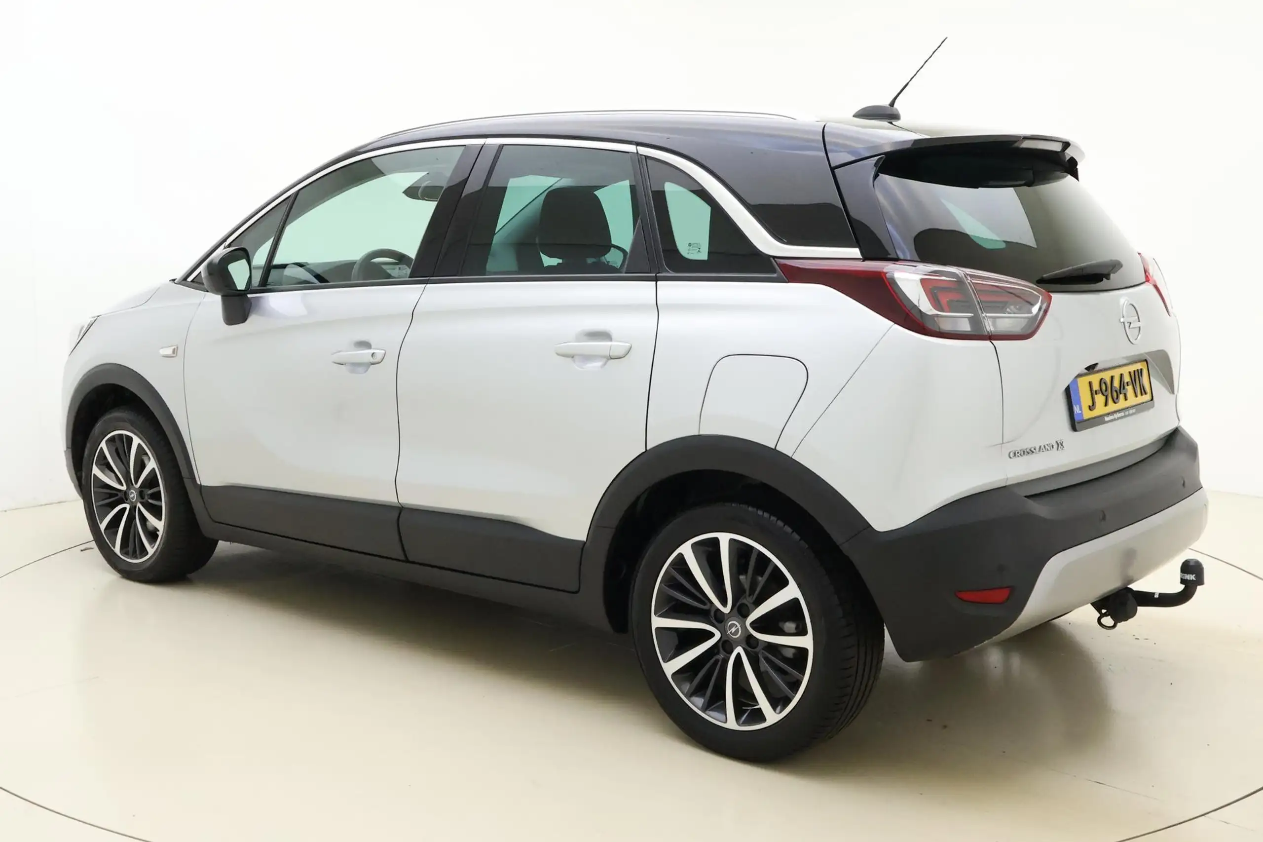 Opel - Crossland X