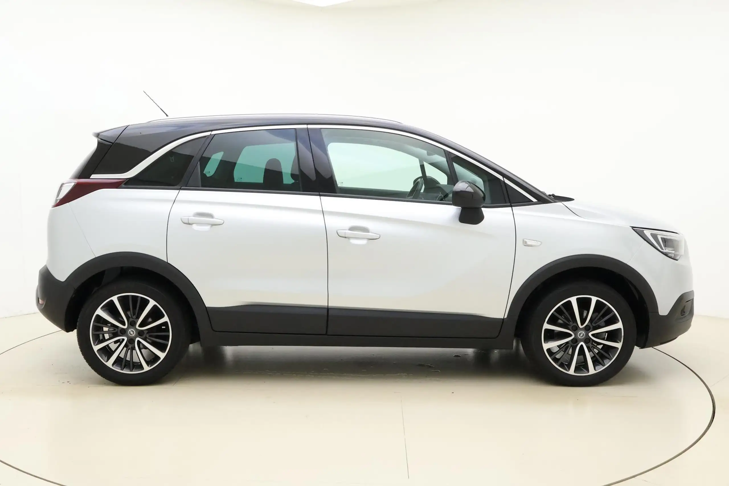 Opel - Crossland X