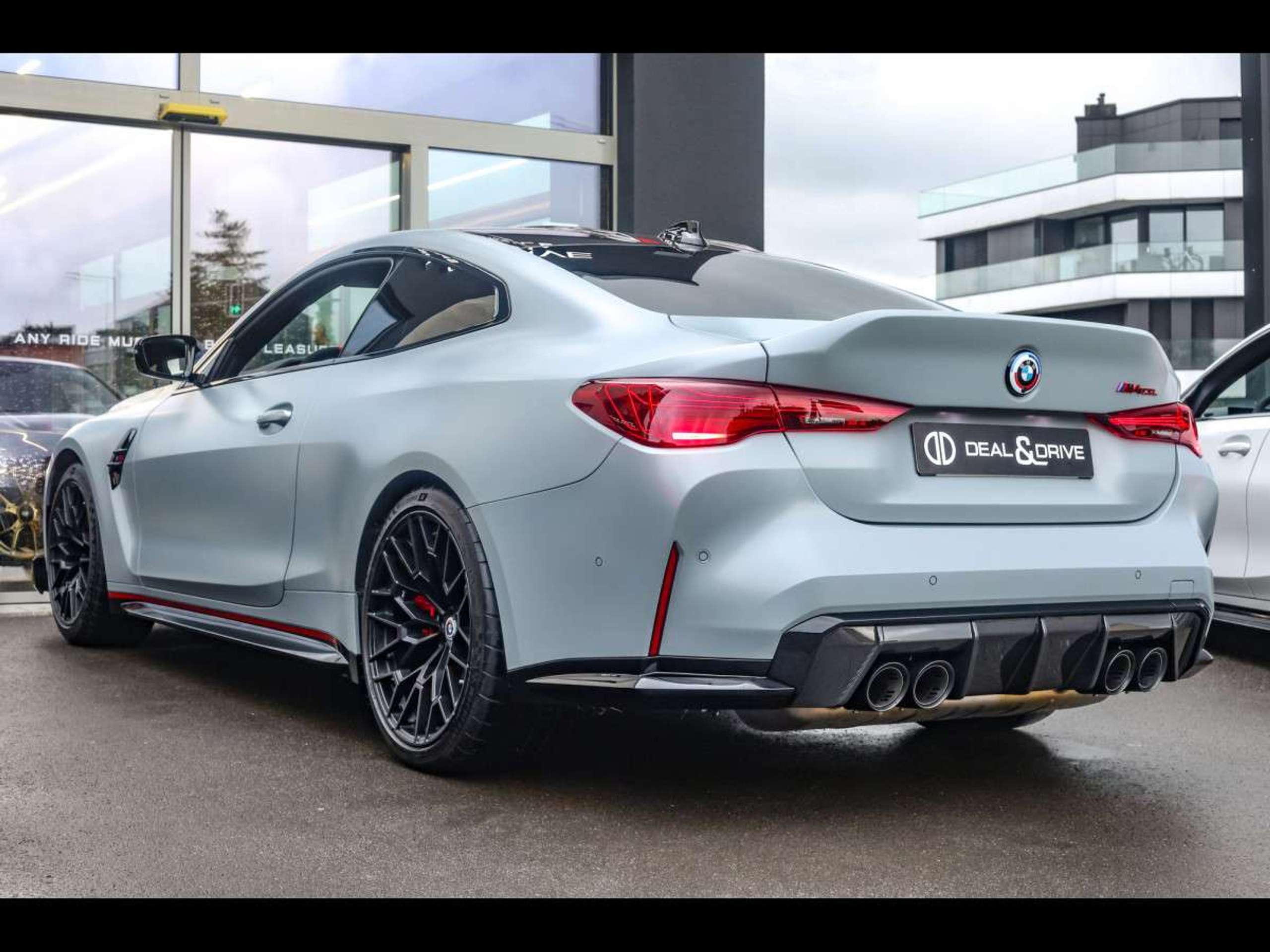 BMW - M4