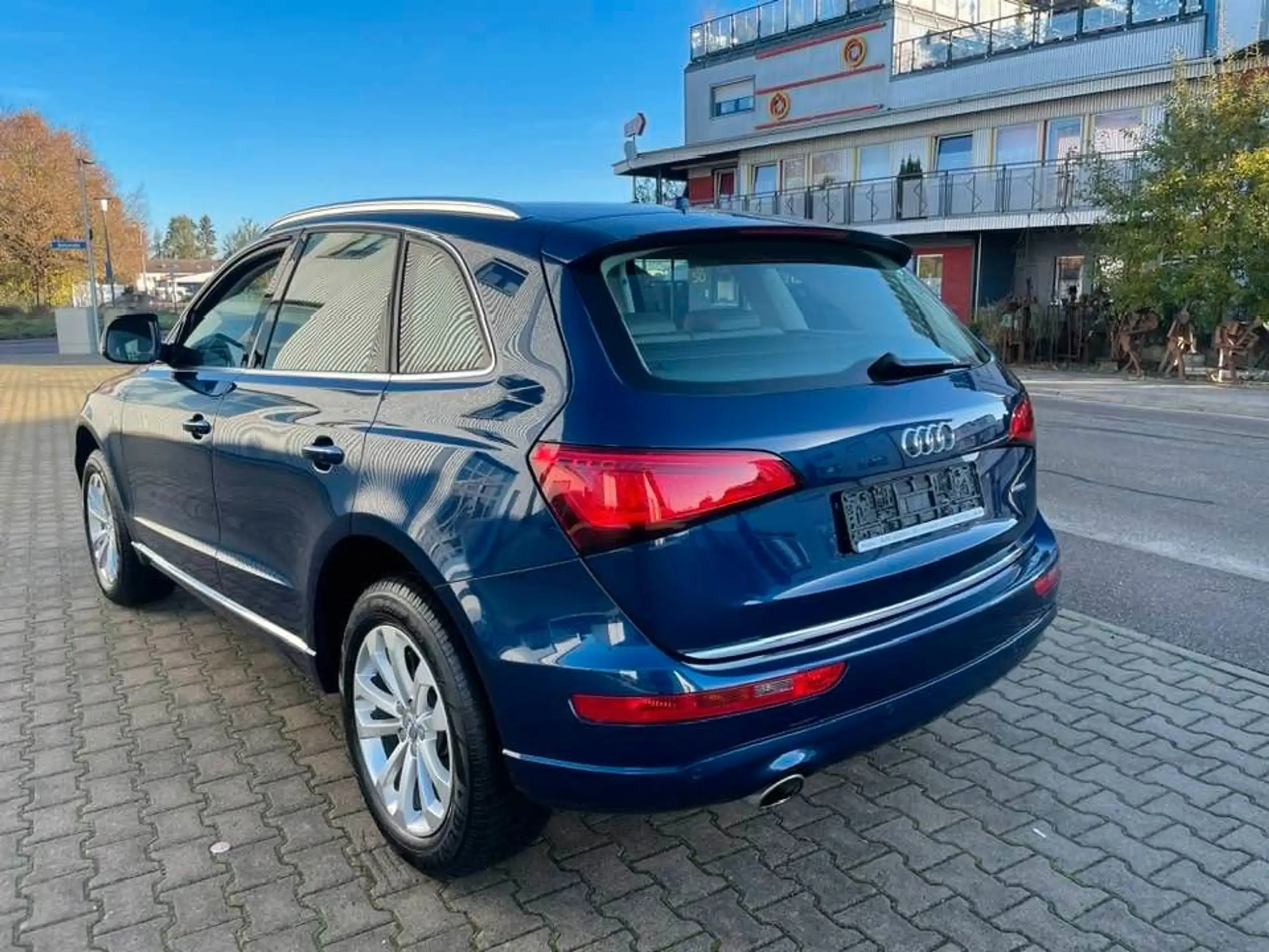 Audi - Q5