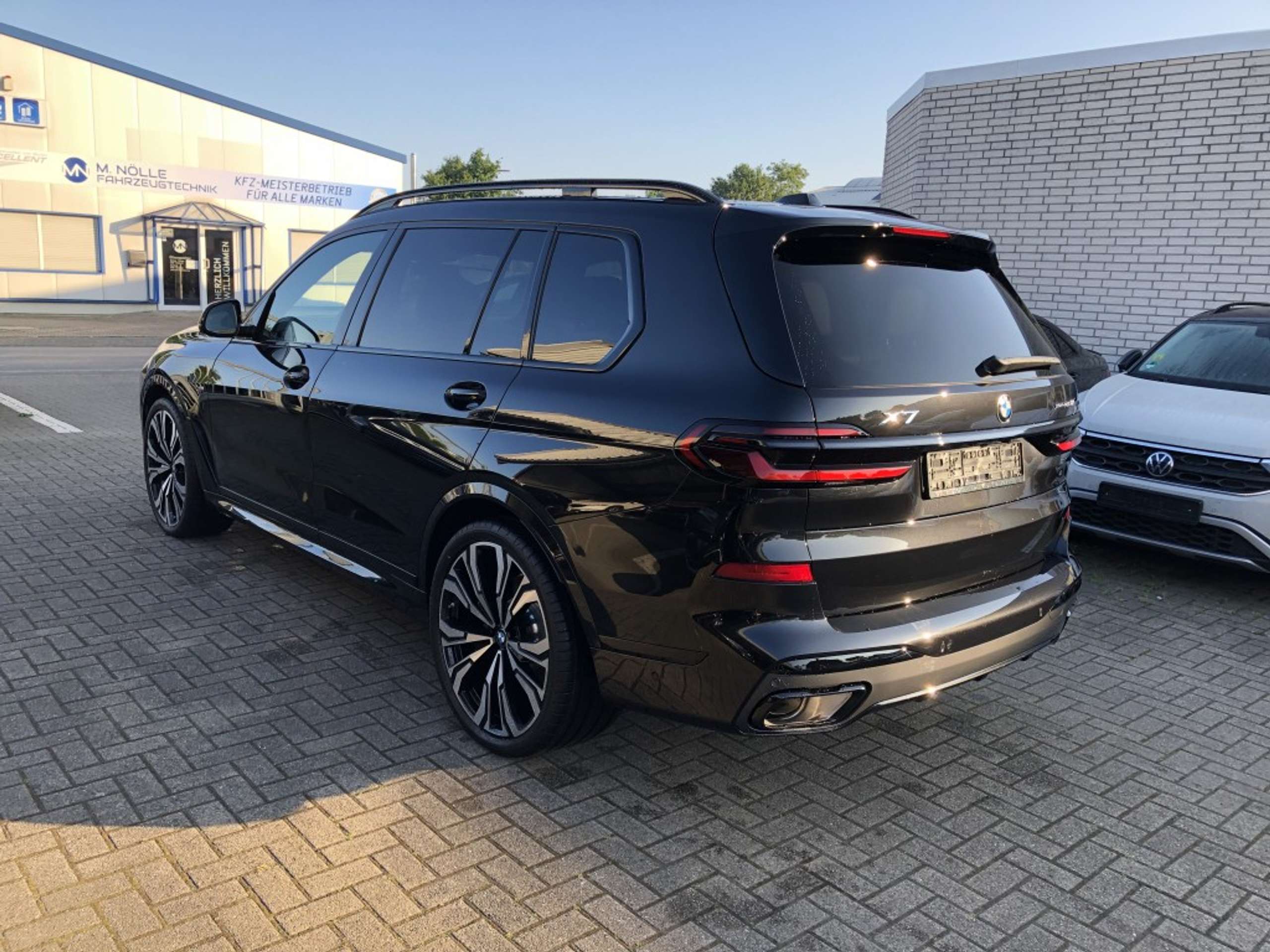 BMW - X7