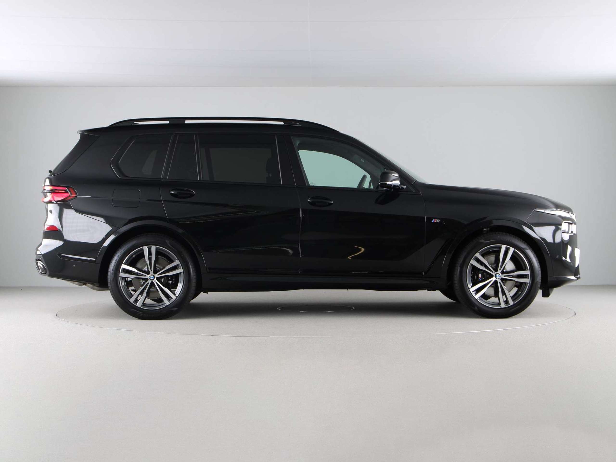 BMW - X7