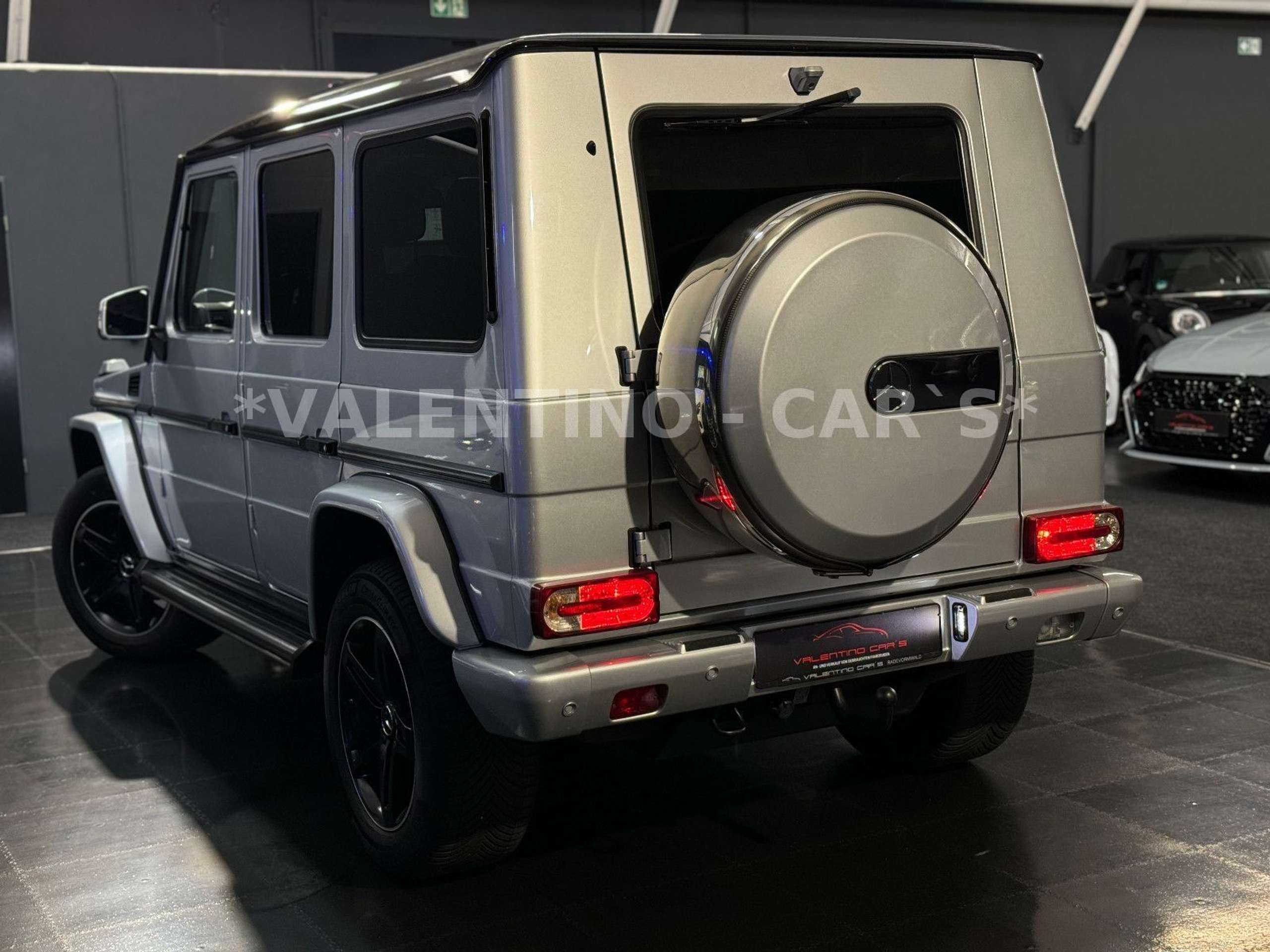 Mercedes-Benz - G 350