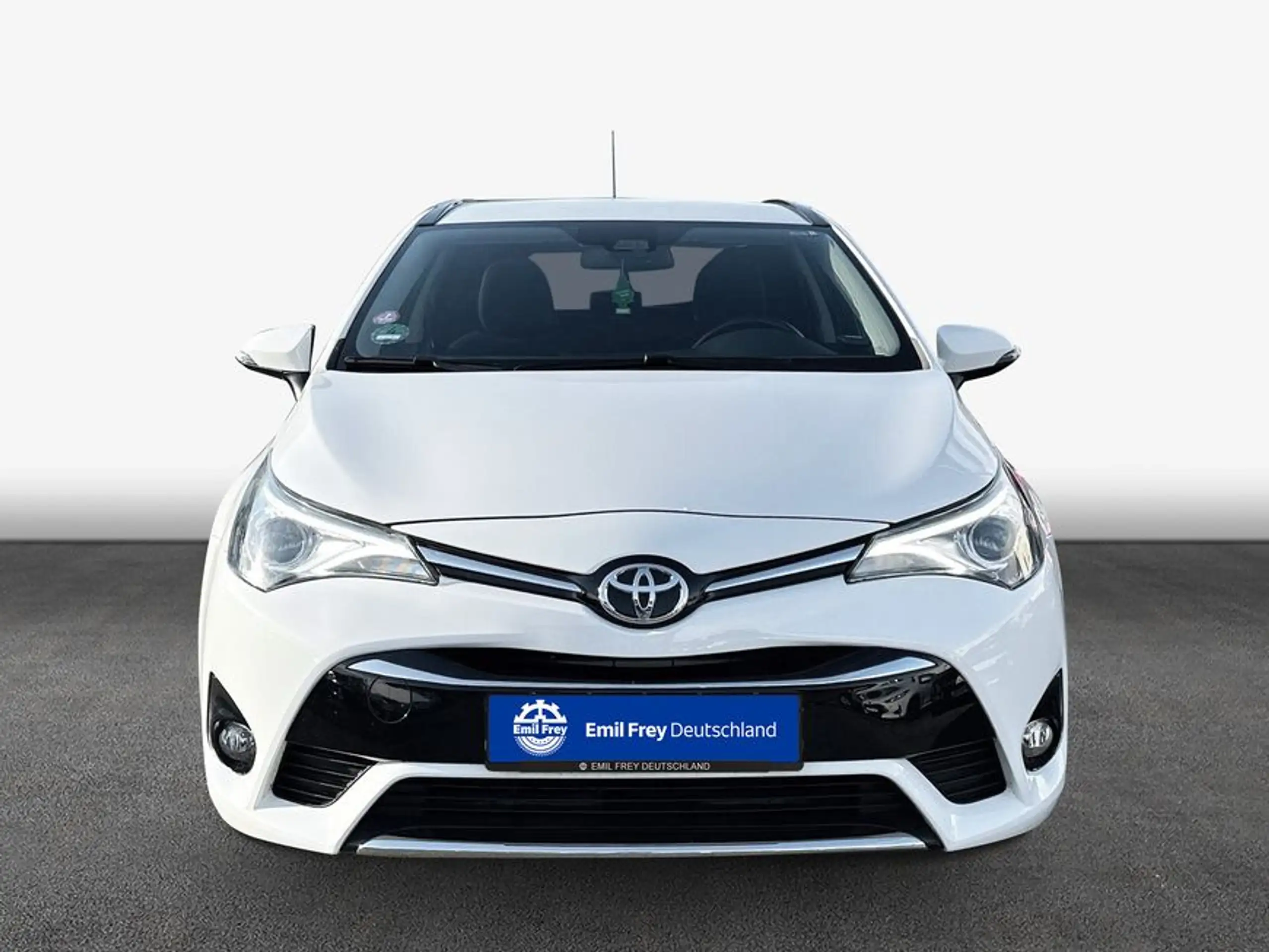 Toyota - Avensis