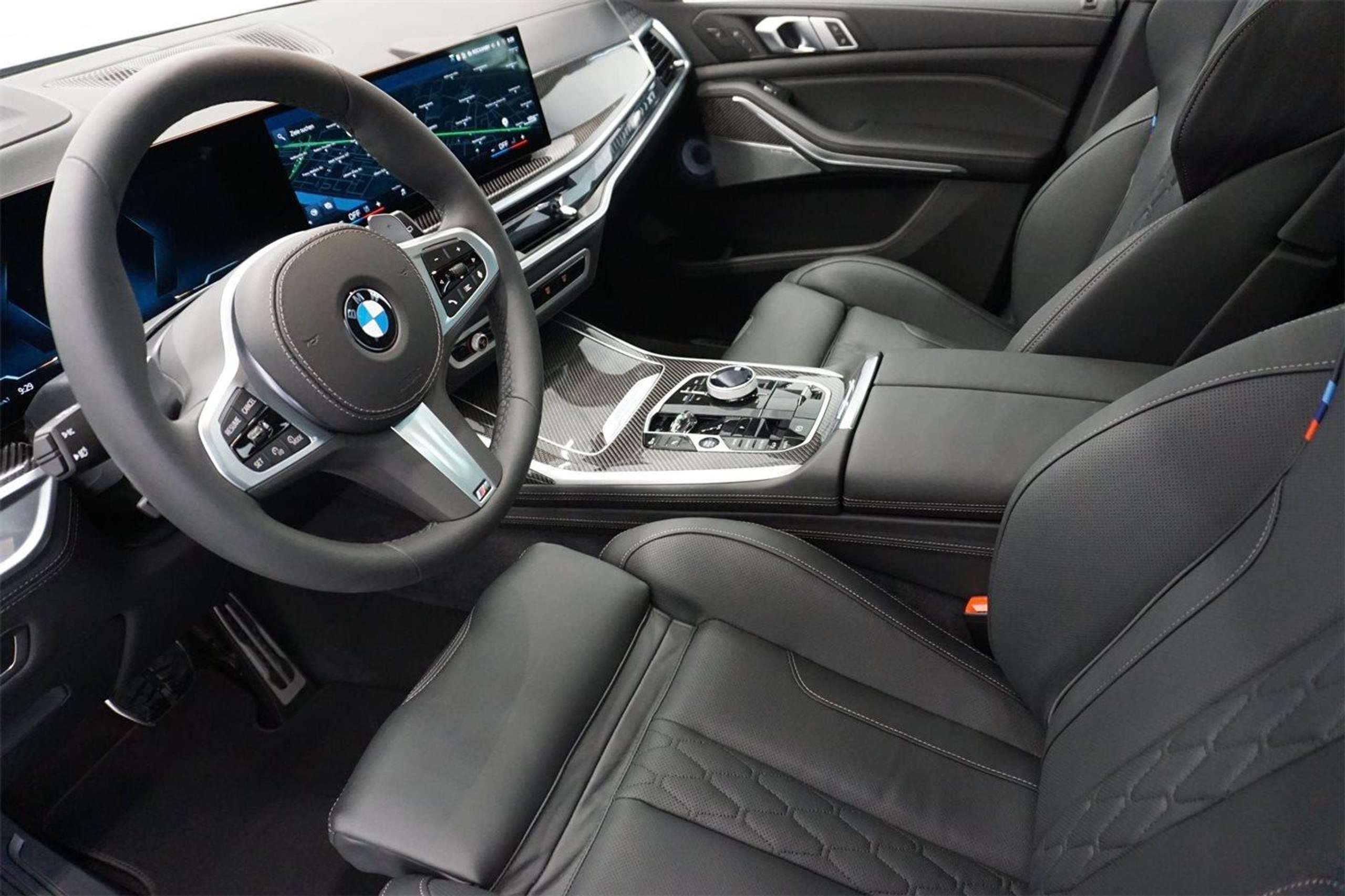 BMW - X7