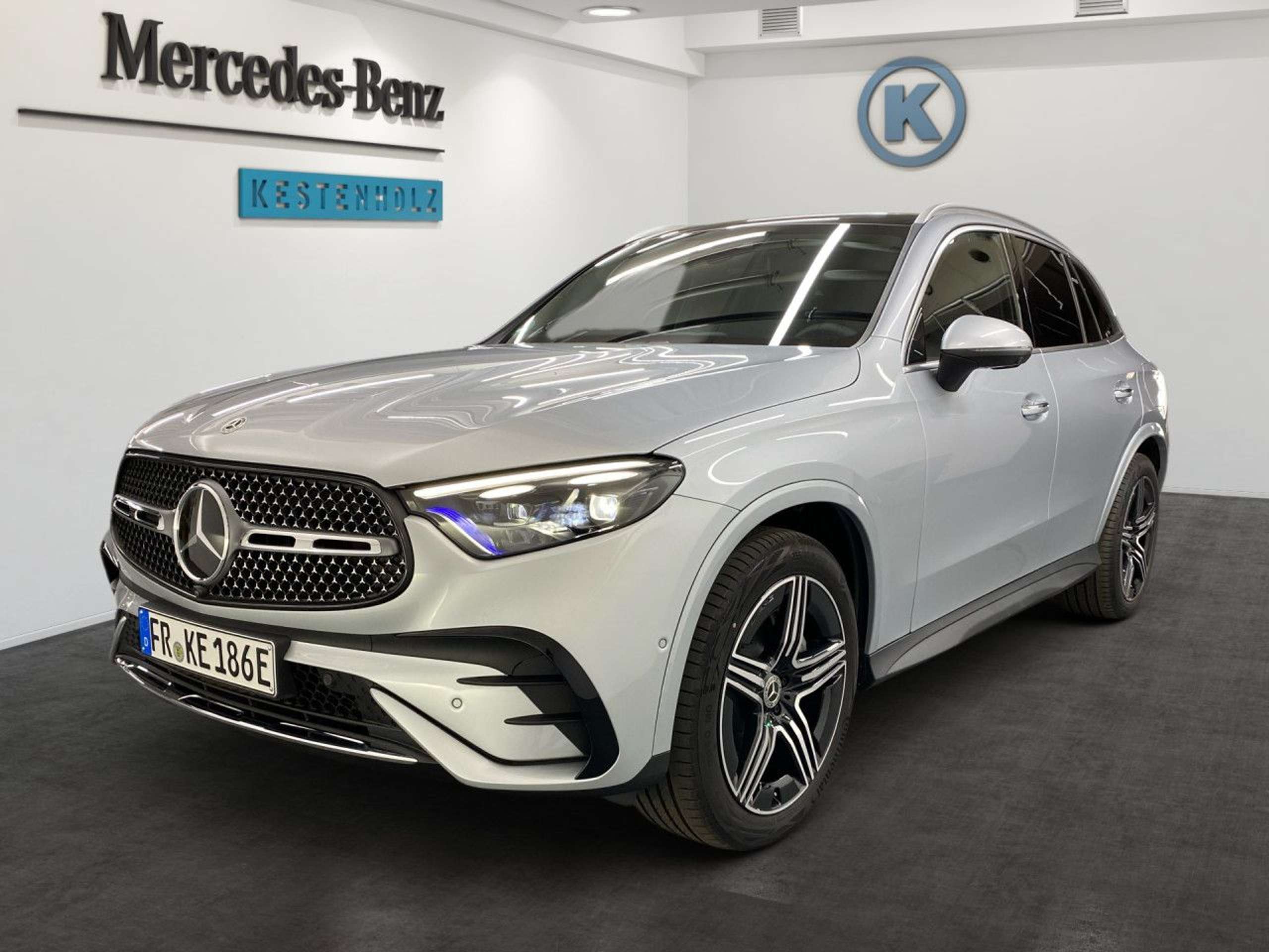 Mercedes-Benz - GLC 300